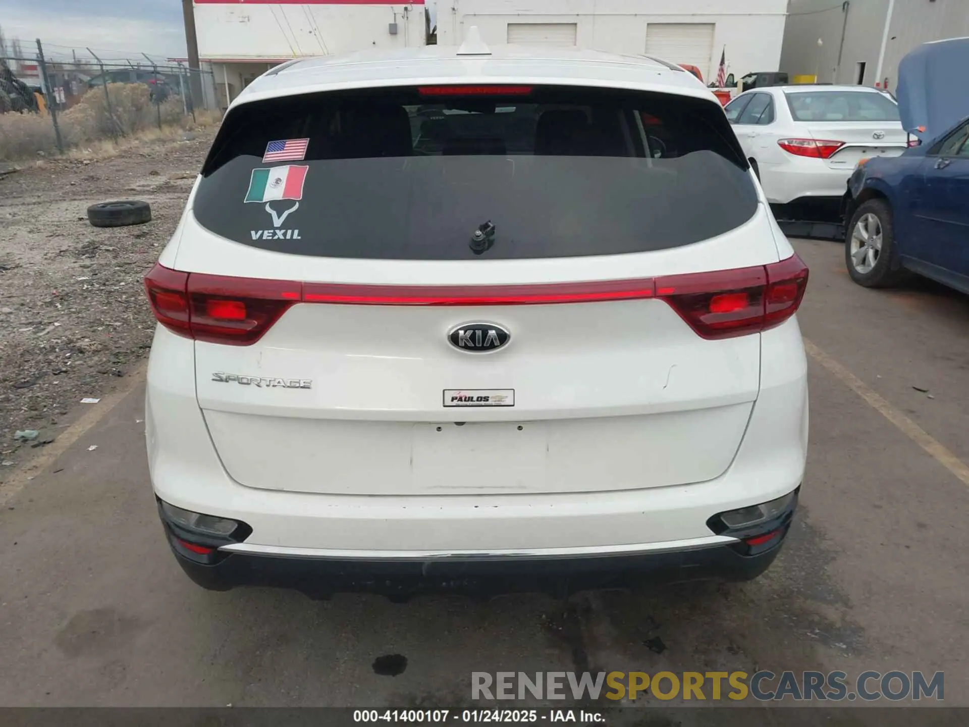 15 fotografías del automóvil dañado KNDPMCACXM7933673 KIA SPORTAGE 2021