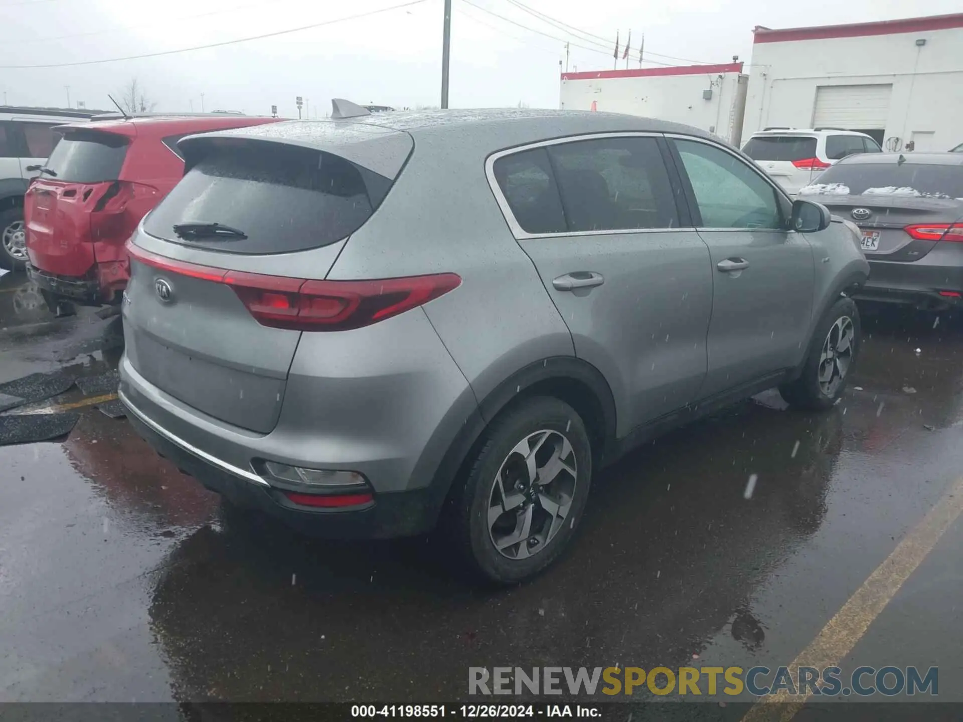 4 fotografías del automóvil dañado KNDPMCACXM7941904 KIA SPORTAGE 2021
