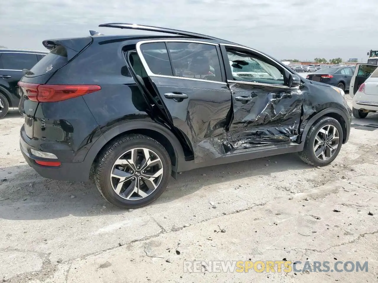 3 fotografías del automóvil dañado KNDPN3AC6M7928743 KIA SPORTAGE 2021