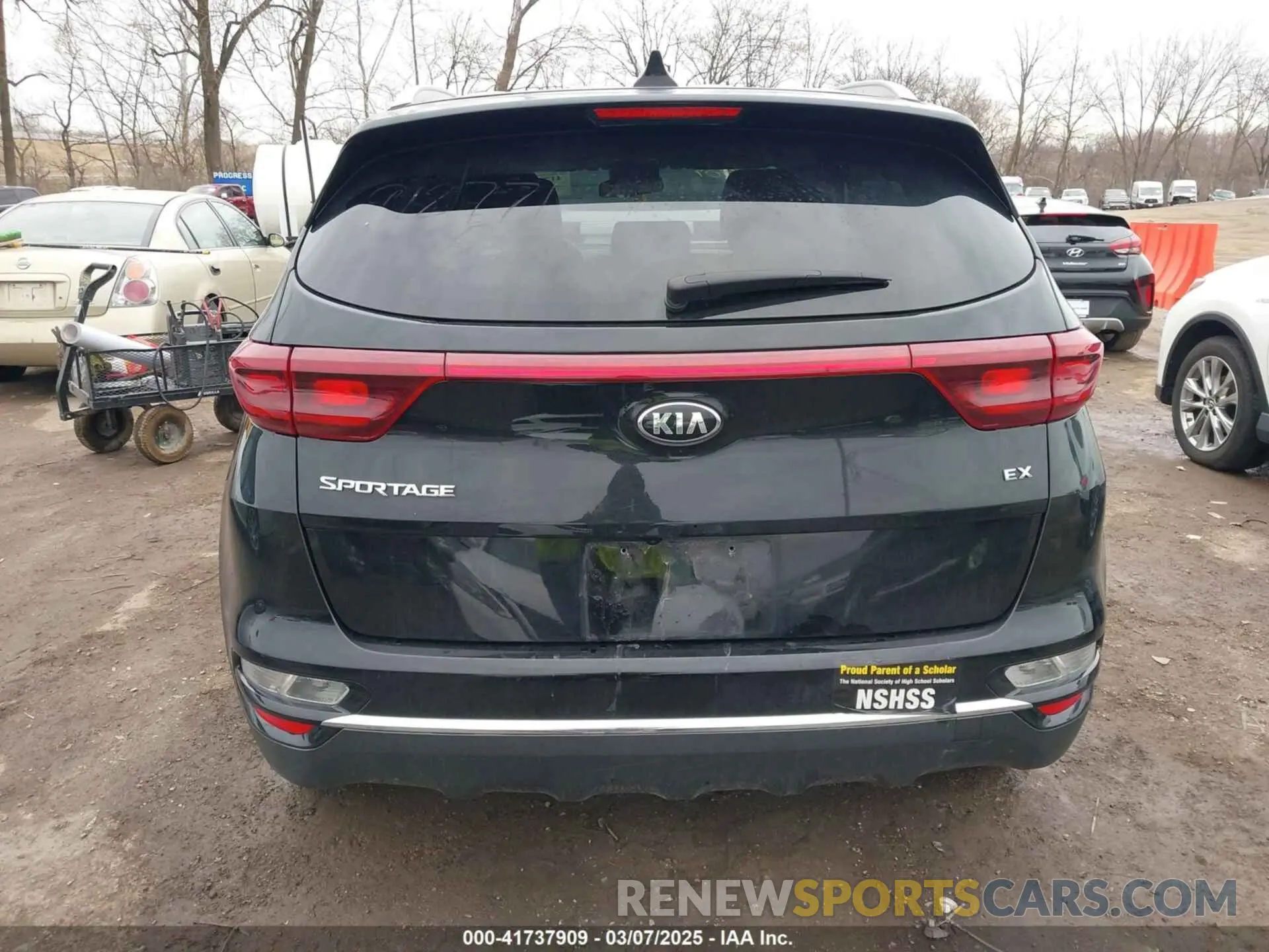 15 fotografías del automóvil dañado KNDPN3AC8M7912771 KIA SPORTAGE 2021