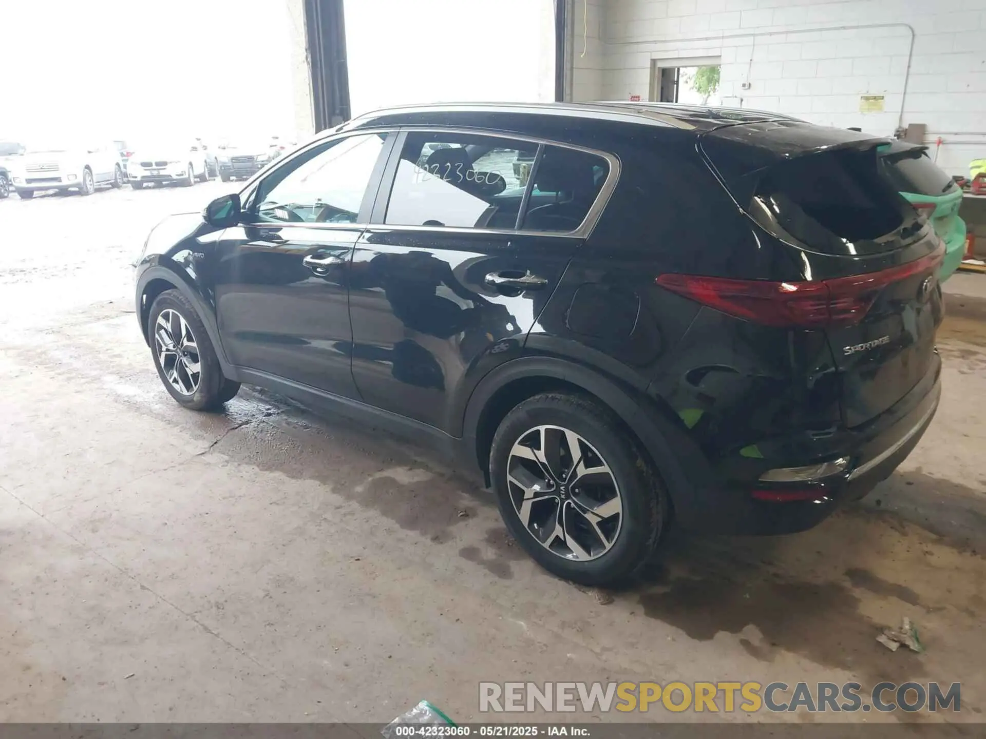 3 fotografías del automóvil dañado KNDPNCAC2M7905508 KIA SPORTAGE 2021