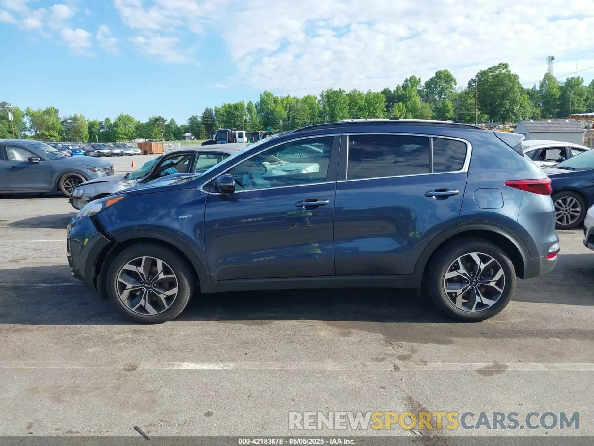 14 fotografías del automóvil dañado KNDPNCAC4M7897590 KIA SPORTAGE 2021