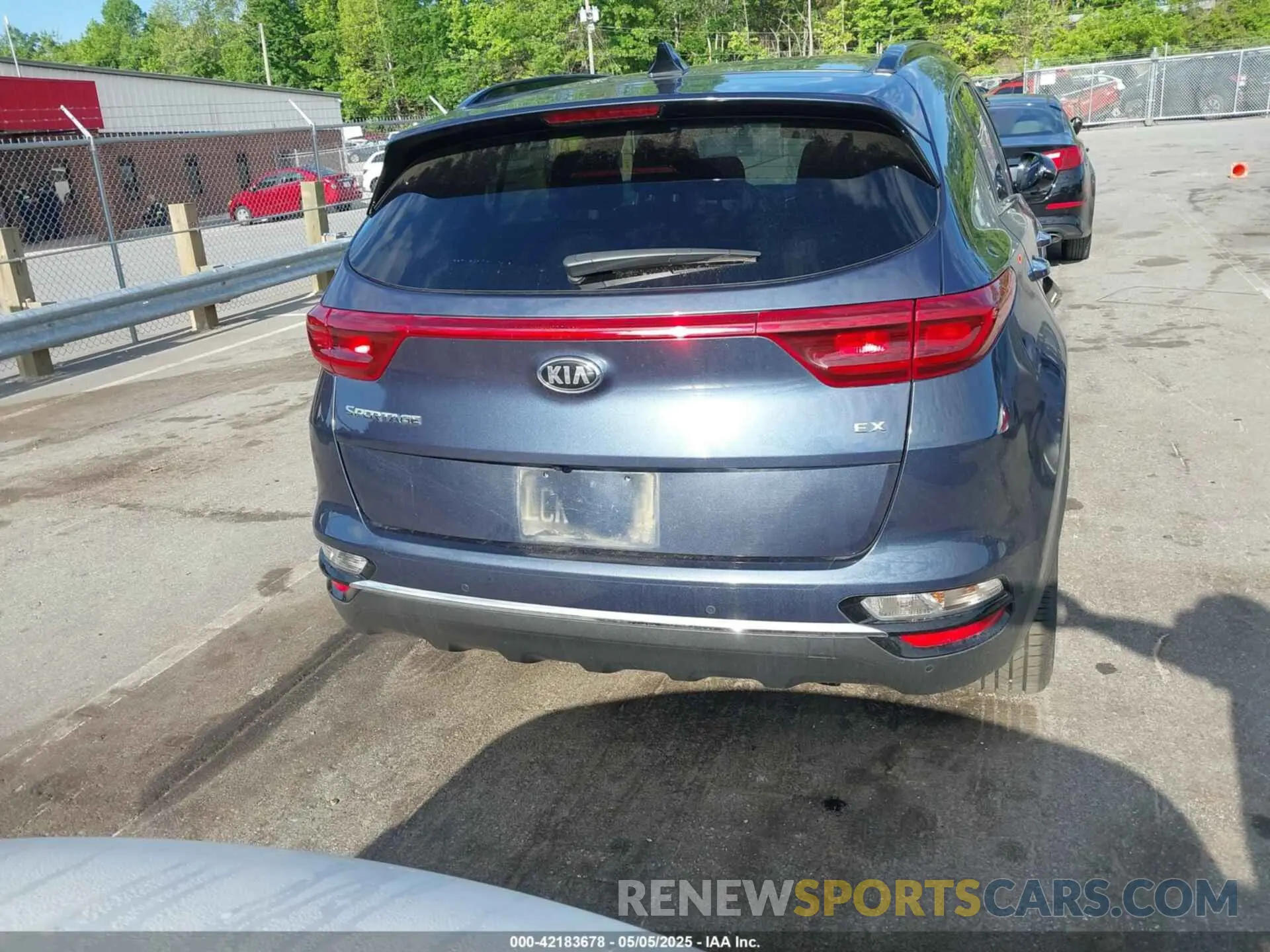 16 fotografías del automóvil dañado KNDPNCAC4M7897590 KIA SPORTAGE 2021