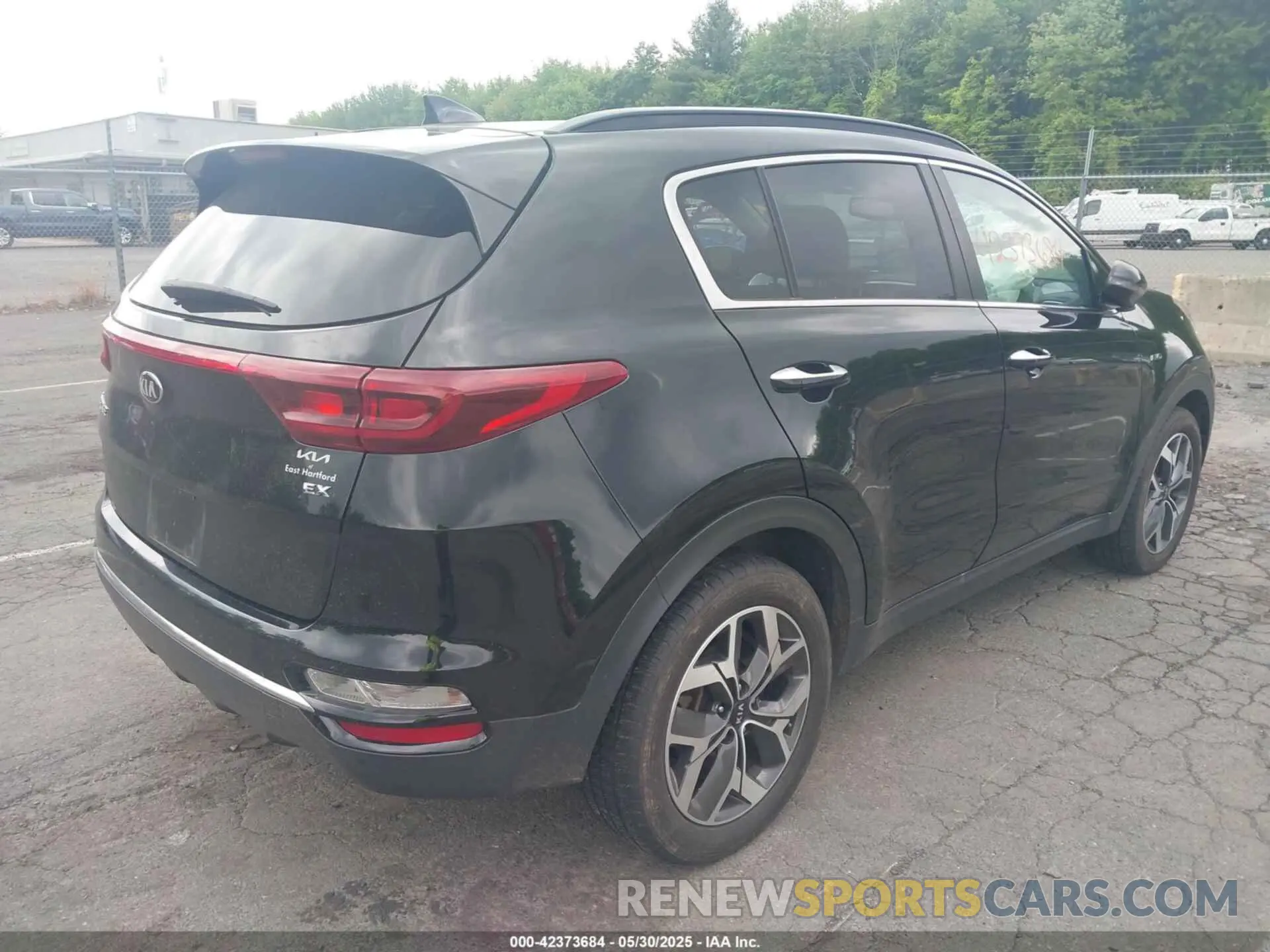 4 fotografías del automóvil dañado KNDPNCAC5M7848673 KIA SPORTAGE 2021