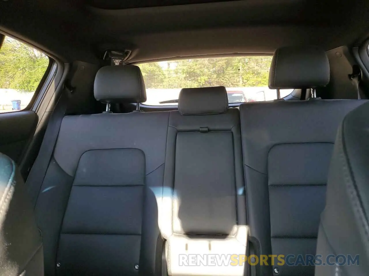 10 fotografías del automóvil dañado KNDP63AC1N7987438 KIA SPORTAGE 2022