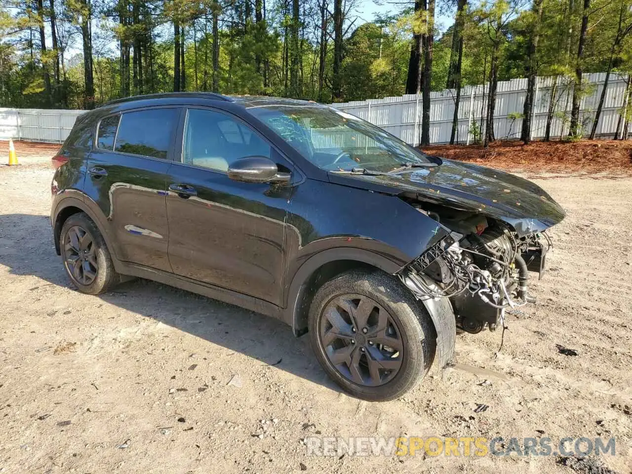 4 fotografías del automóvil dañado KNDP63AC1N7987438 KIA SPORTAGE 2022