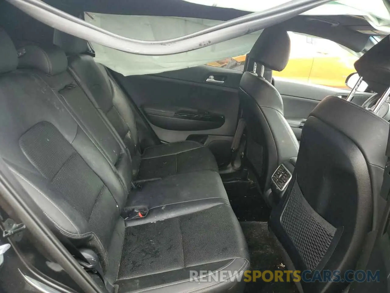11 fotografías del automóvil dañado KNDP63AC3N7994830 KIA SPORTAGE 2022