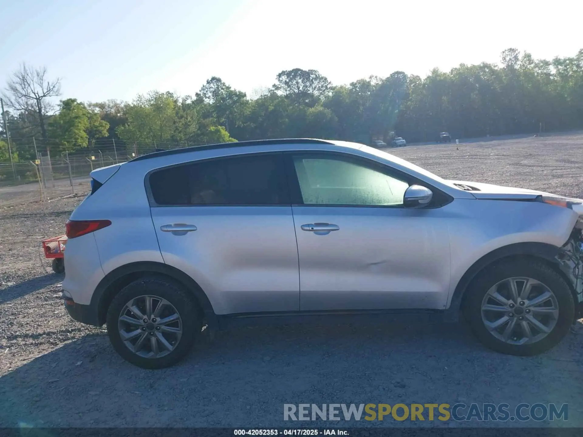 13 fotografías del automóvil dañado KNDP63AC4N7947306 KIA SPORTAGE 2022