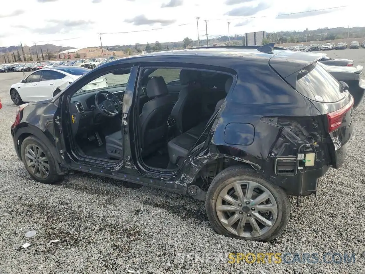 2 fotografías del automóvil dañado KNDP63AC4N7997395 KIA SPORTAGE 2022