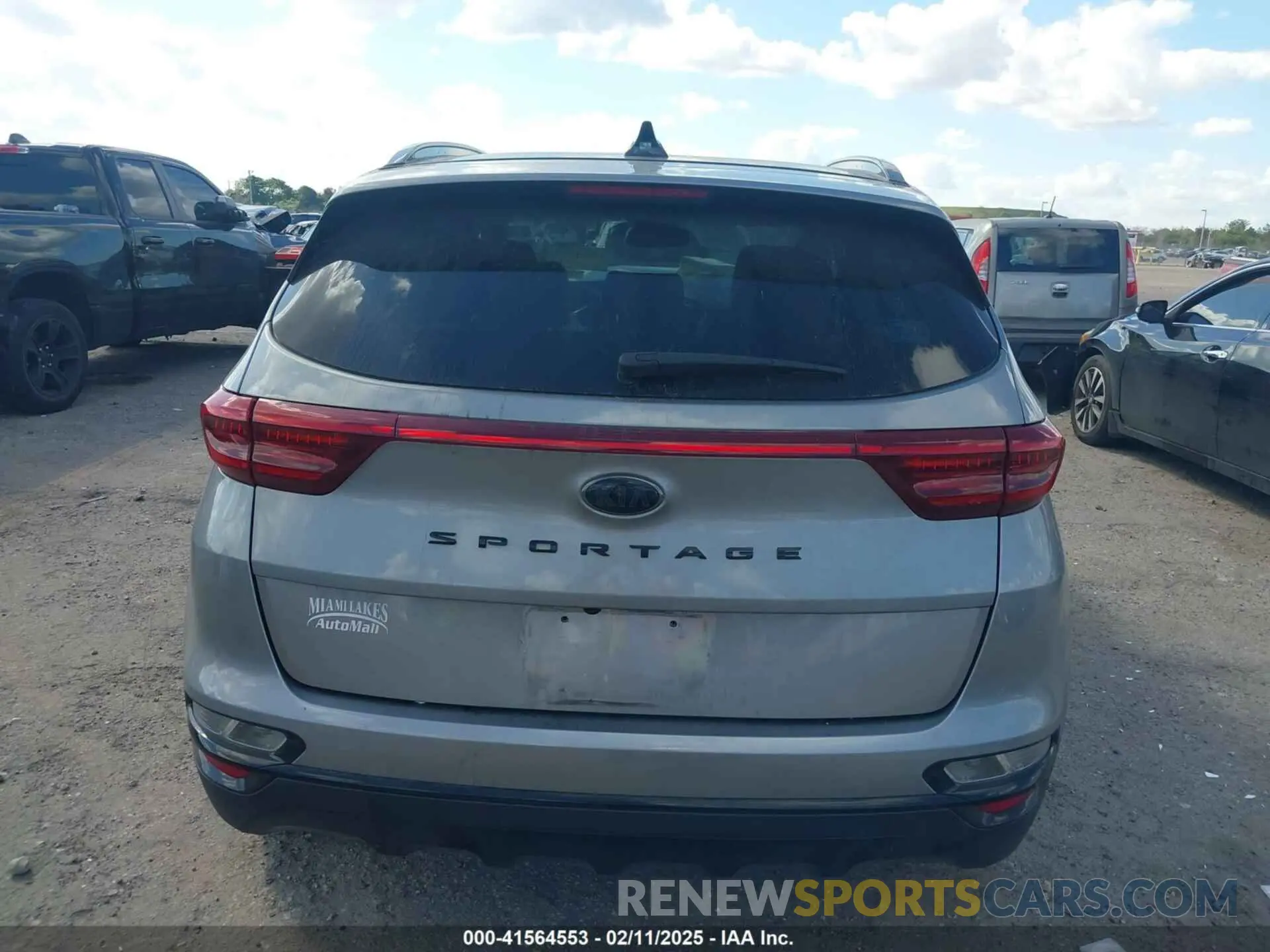 17 fotografías del automóvil dañado KNDP63AC7N7984723 KIA SPORTAGE 2022