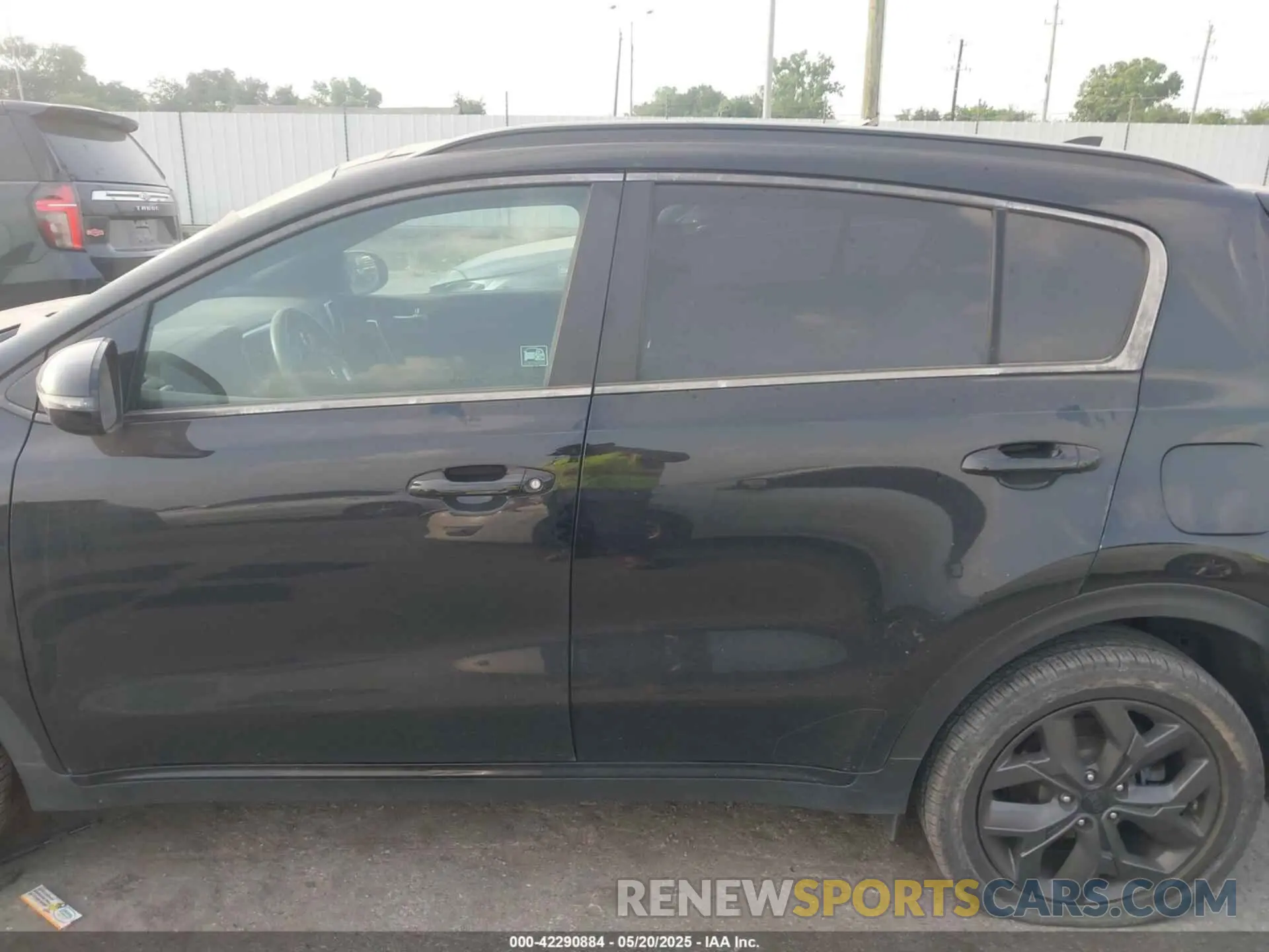 13 fotografías del automóvil dañado KNDP63AC9N7959449 KIA SPORTAGE 2022