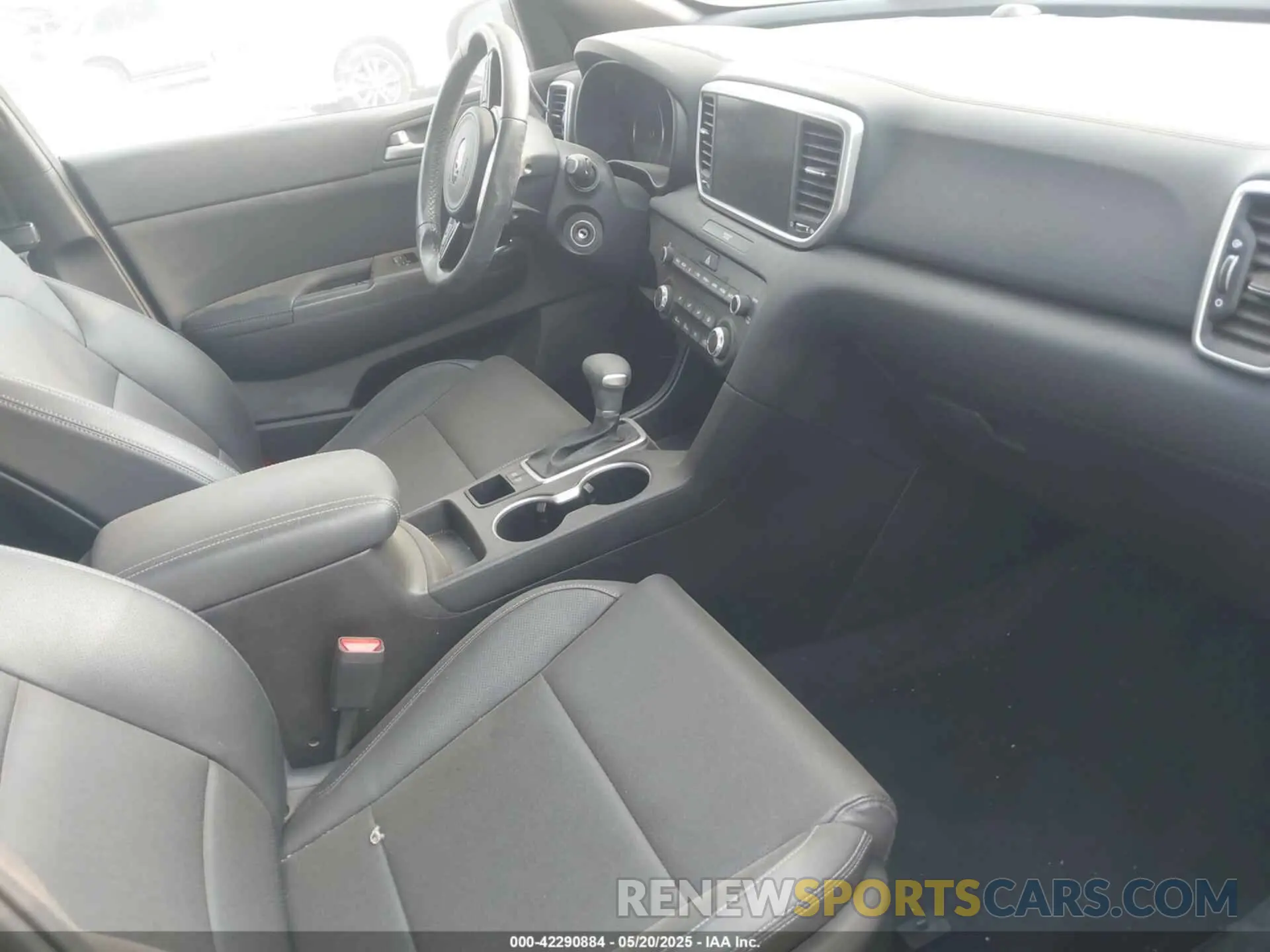 5 fotografías del automóvil dañado KNDP63AC9N7959449 KIA SPORTAGE 2022