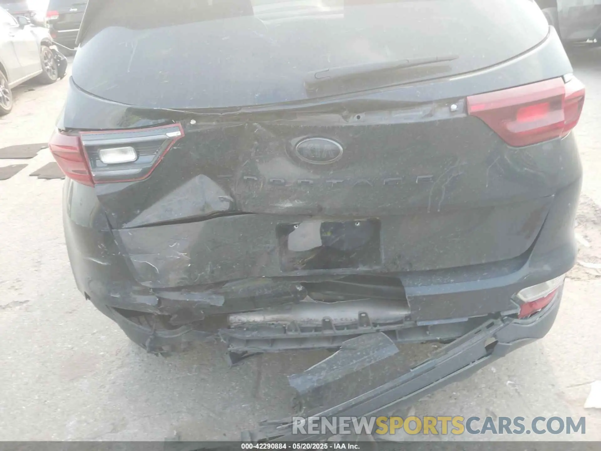 6 fotografías del automóvil dañado KNDP63AC9N7959449 KIA SPORTAGE 2022