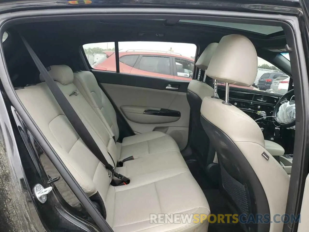 11 fotografías del automóvil dañado KNDP63ACXN7008466 KIA SPORTAGE 2022