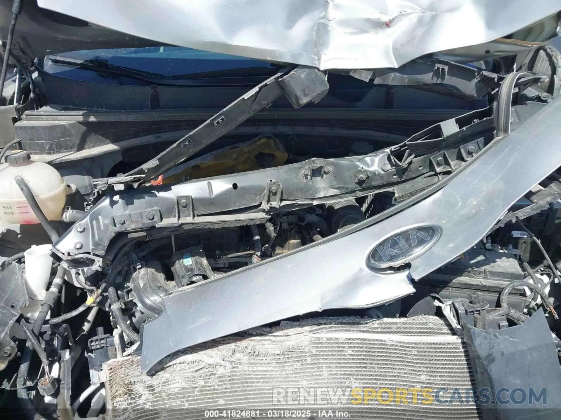 10 fotografías del automóvil dañado KNDP63ACXN7960139 KIA SPORTAGE 2022
