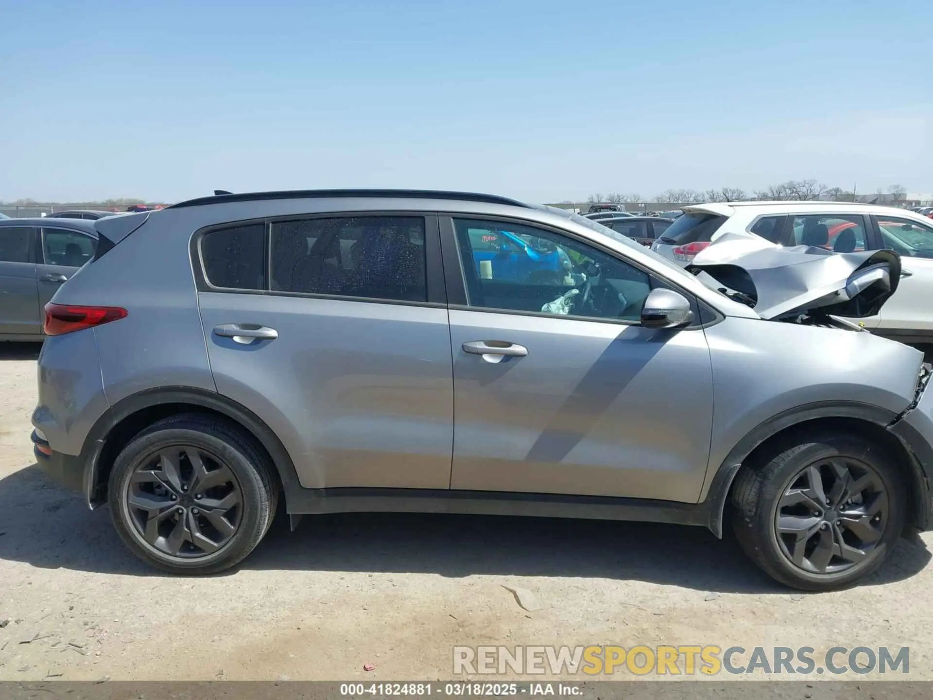 13 fotografías del automóvil dañado KNDP63ACXN7960139 KIA SPORTAGE 2022