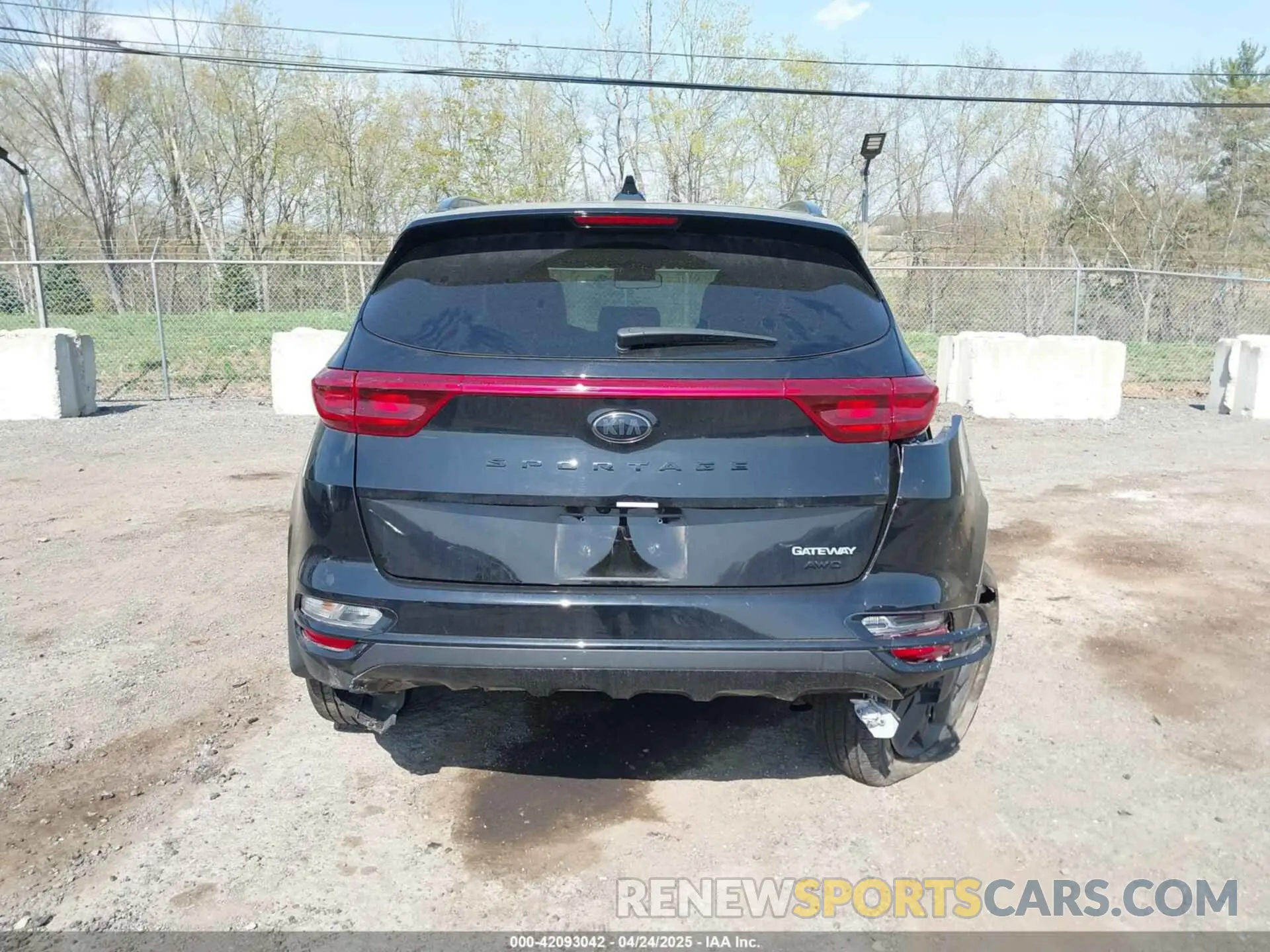 16 fotografías del automóvil dañado KNDP6CAC1N7018805 KIA SPORTAGE 2022