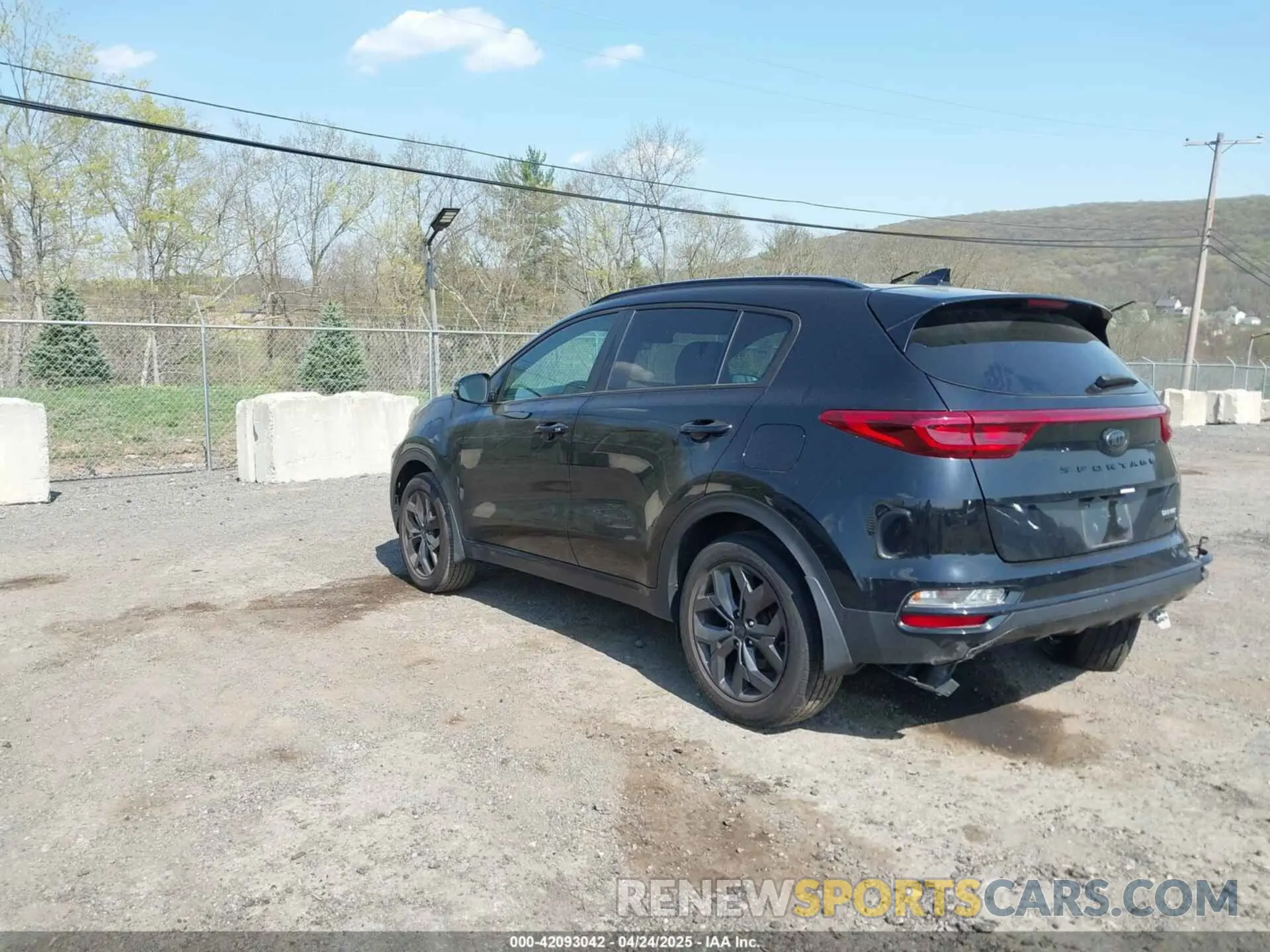 3 fotografías del automóvil dañado KNDP6CAC1N7018805 KIA SPORTAGE 2022