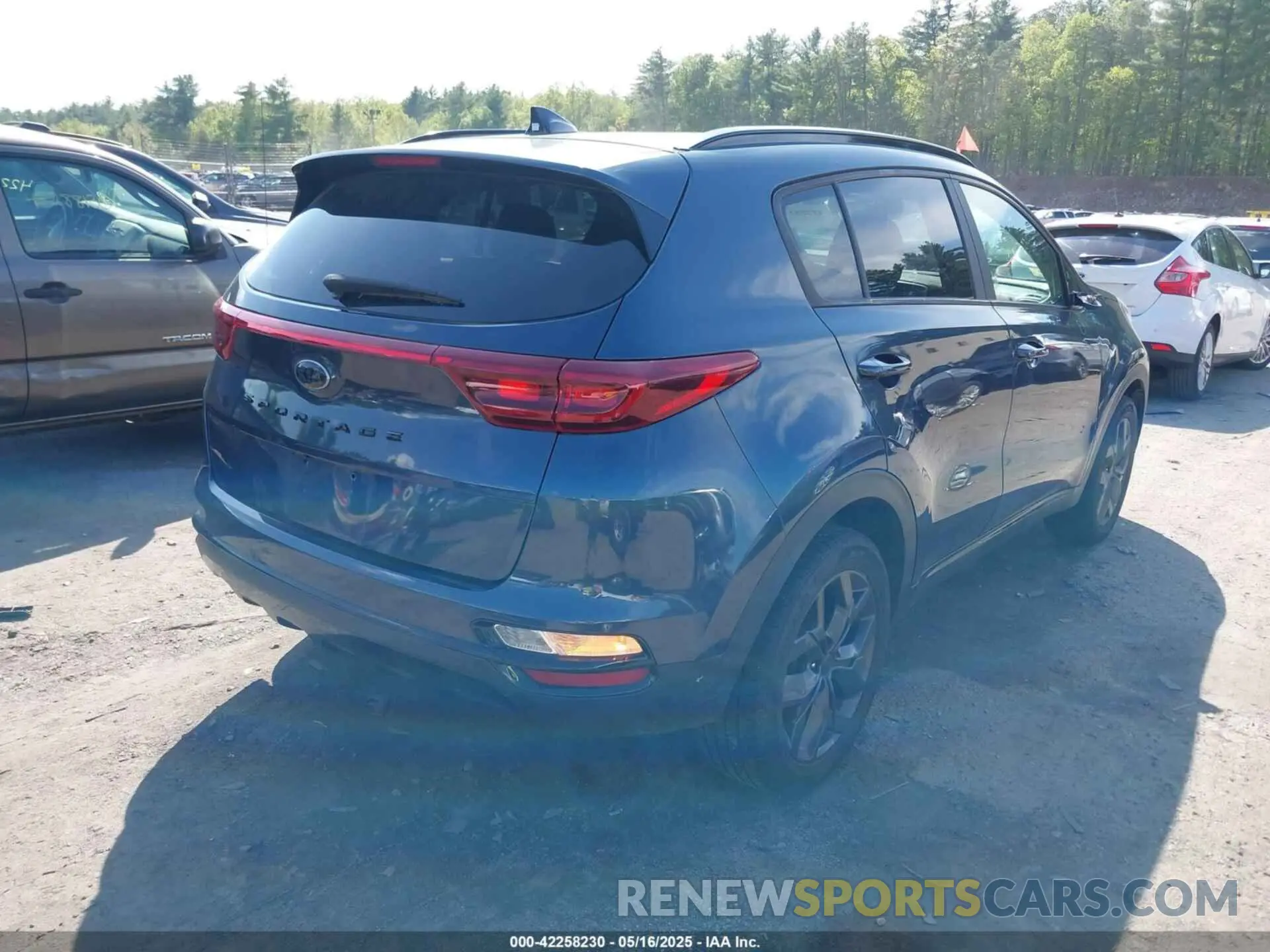 4 fotografías del automóvil dañado KNDP6CAC4N7002954 KIA SPORTAGE 2022