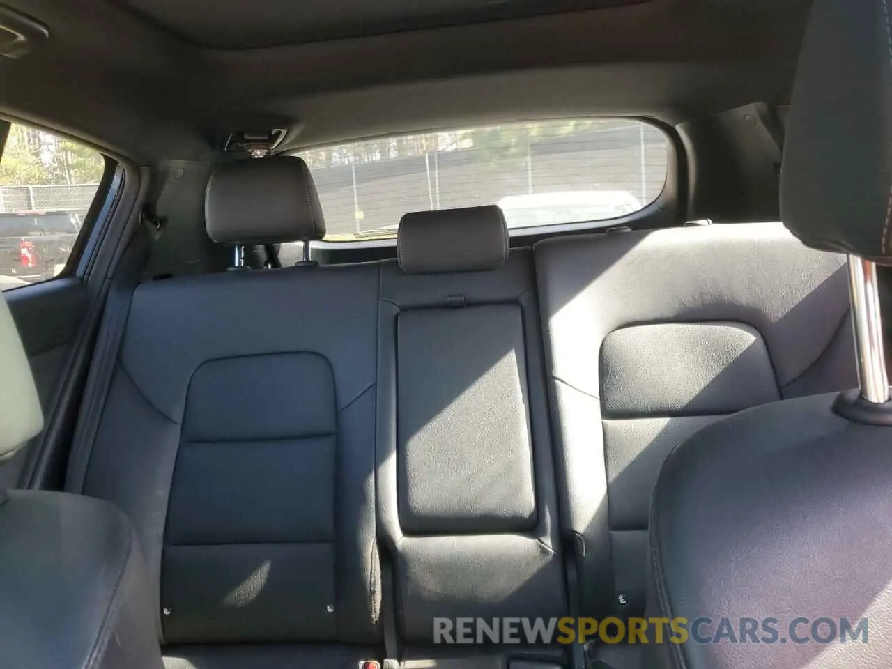 10 fotografías del automóvil dañado KNDP6CAC4N7988454 KIA SPORTAGE 2022
