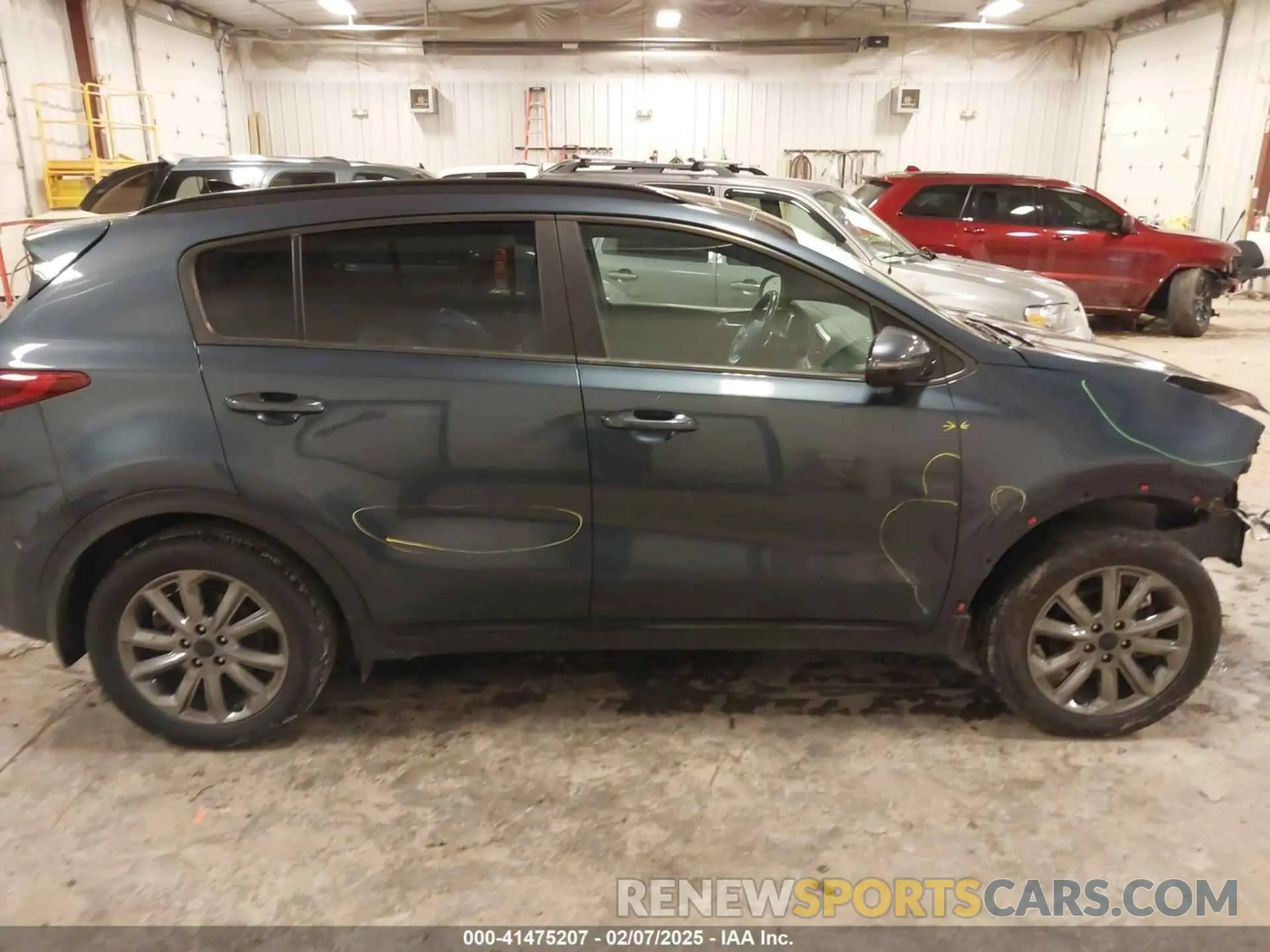 13 fotografías del automóvil dañado KNDP6CAC6N7997754 KIA SPORTAGE 2022