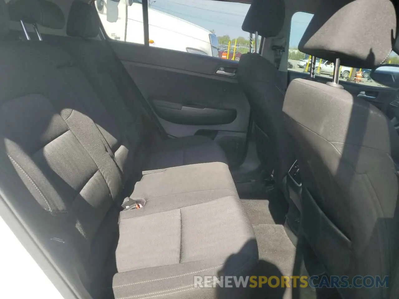 11 fotografías del automóvil dañado KNDPM3AC0N7013388 KIA SPORTAGE 2022