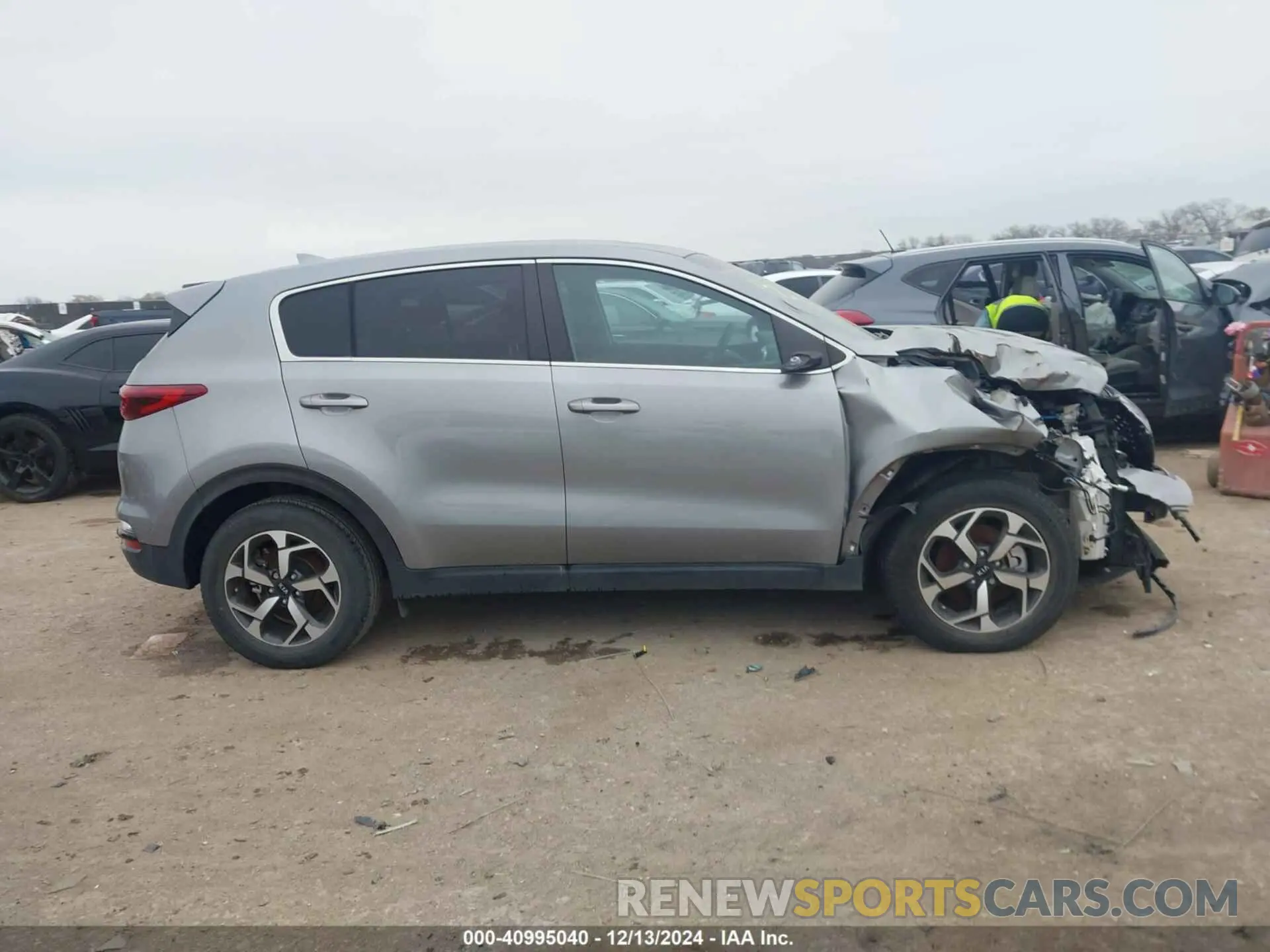 13 fotografías del automóvil dañado KNDPM3AC0N7984035 KIA SPORTAGE 2022