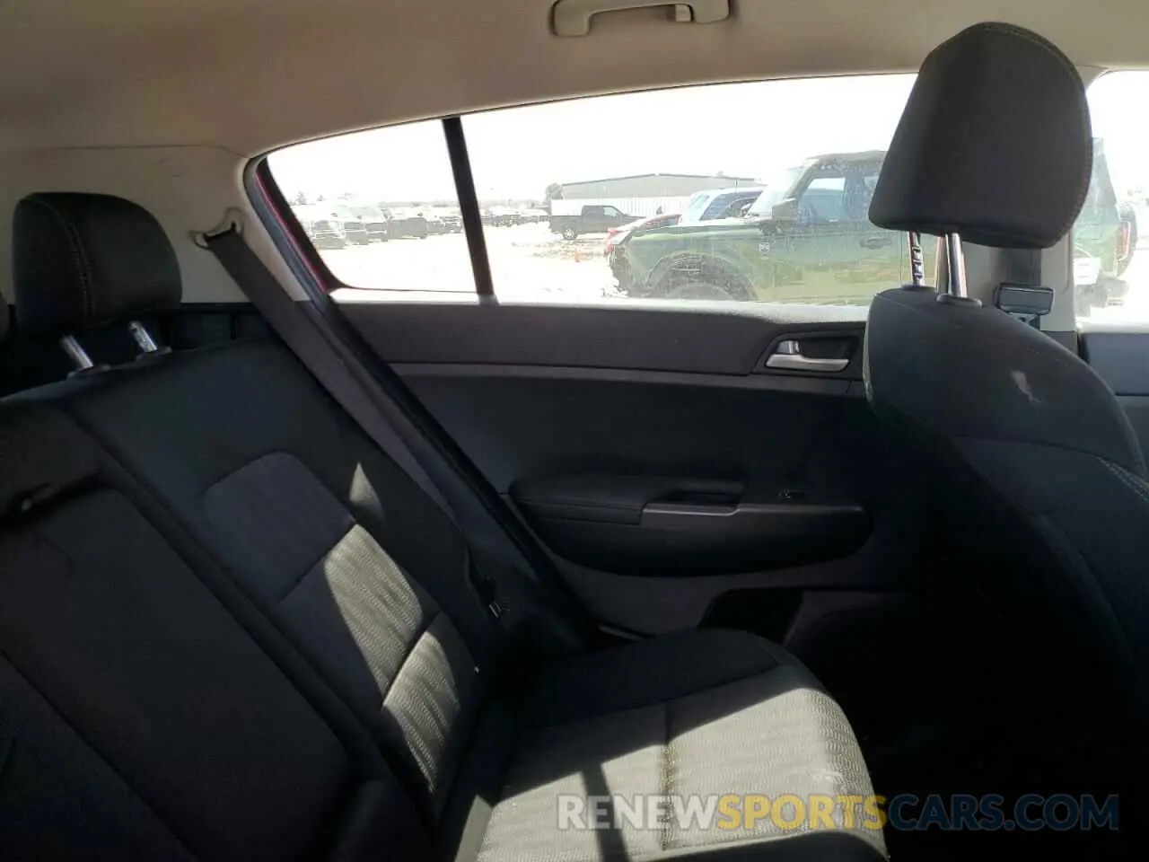 11 fotografías del automóvil dañado KNDPM3AC0N7984097 KIA SPORTAGE 2022