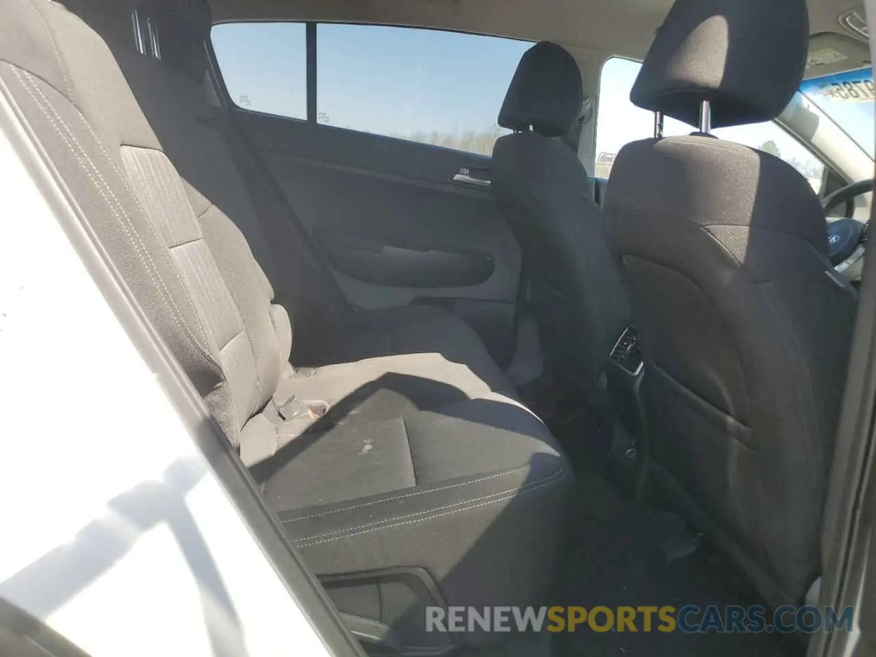 11 fotografías del automóvil dañado KNDPM3AC1N7980219 KIA SPORTAGE 2022