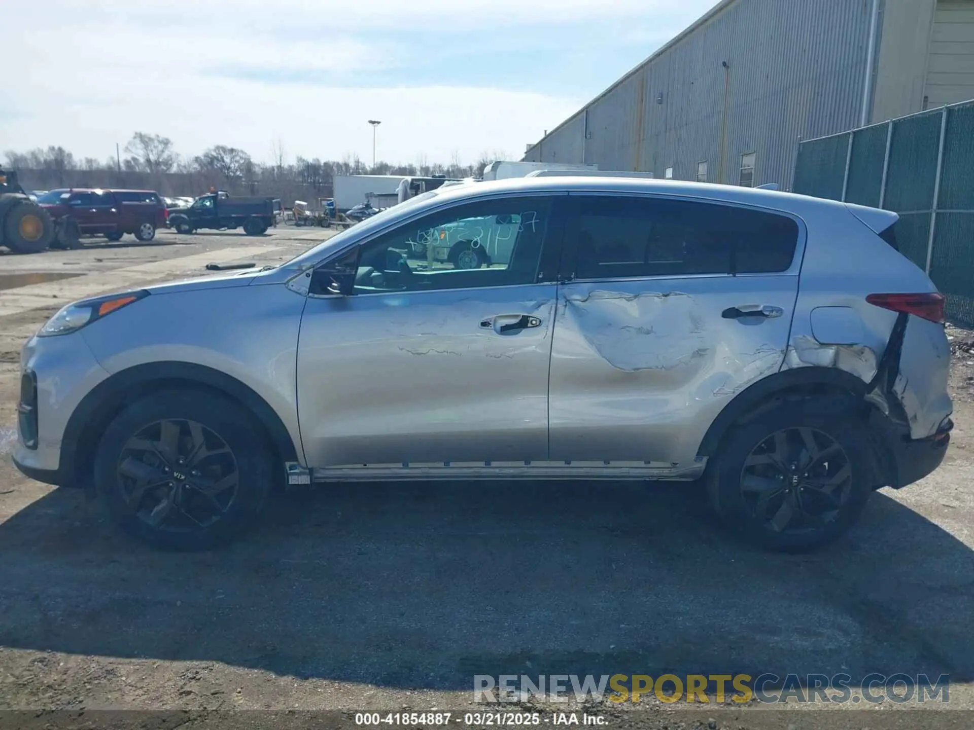 14 fotografías del automóvil dañado KNDPM3AC1N7985145 KIA SPORTAGE 2022
