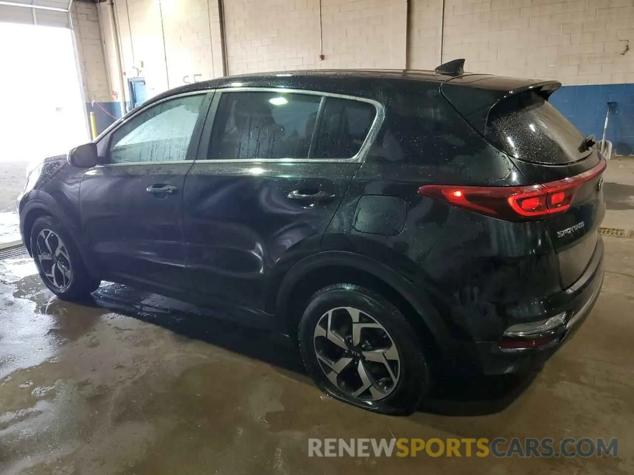 2 fotografías del automóvil dañado KNDPM3AC3N7977435 KIA SPORTAGE 2022
