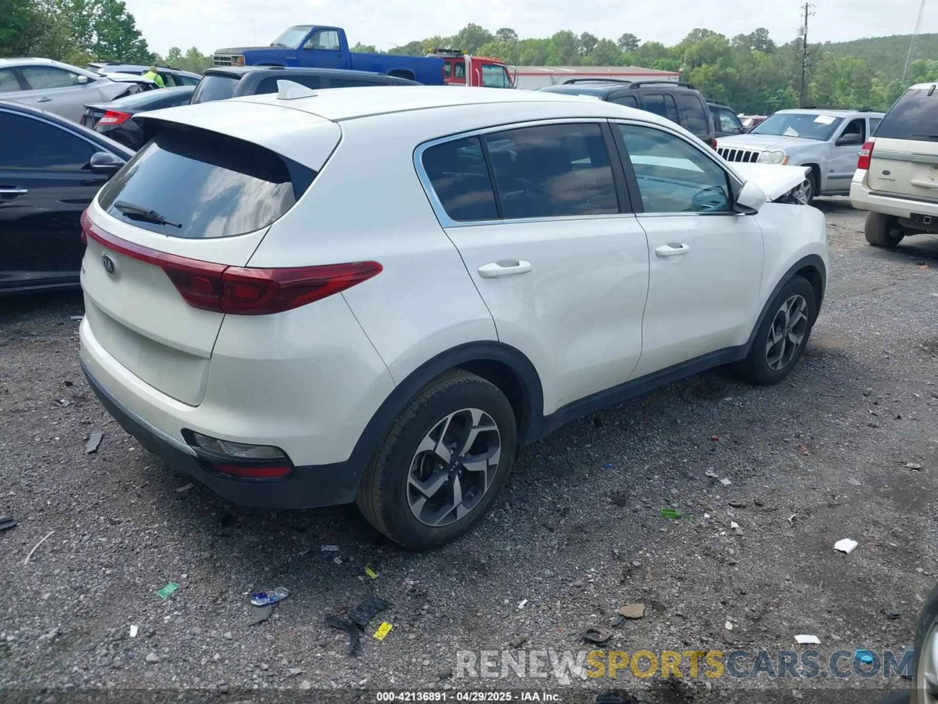4 fotografías del automóvil dañado KNDPM3AC5N7026900 KIA SPORTAGE 2022