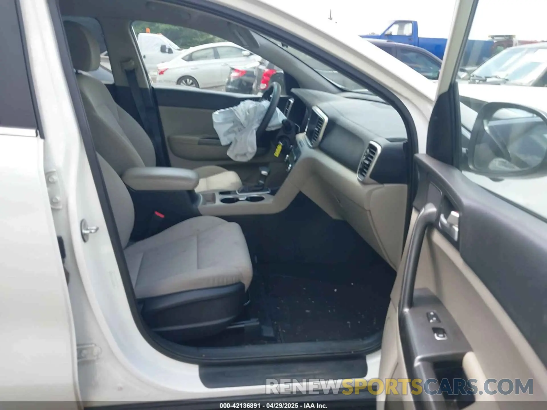 5 fotografías del automóvil dañado KNDPM3AC5N7026900 KIA SPORTAGE 2022