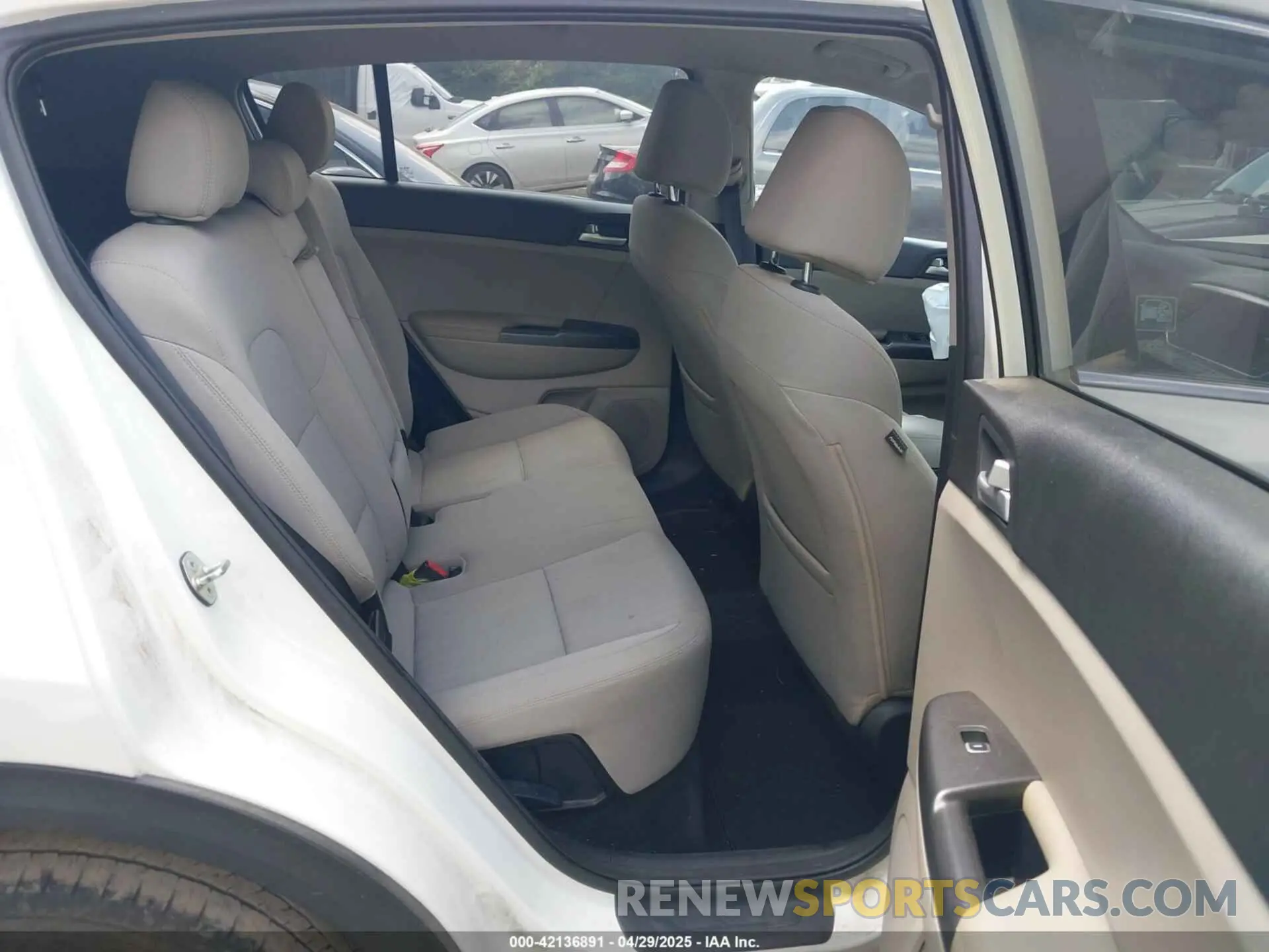 8 fotografías del automóvil dañado KNDPM3AC5N7026900 KIA SPORTAGE 2022