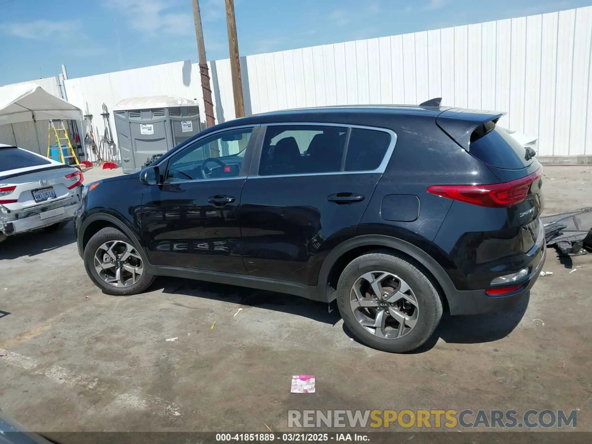 14 fotografías del automóvil dañado KNDPM3AC6N7000533 KIA SPORTAGE 2022