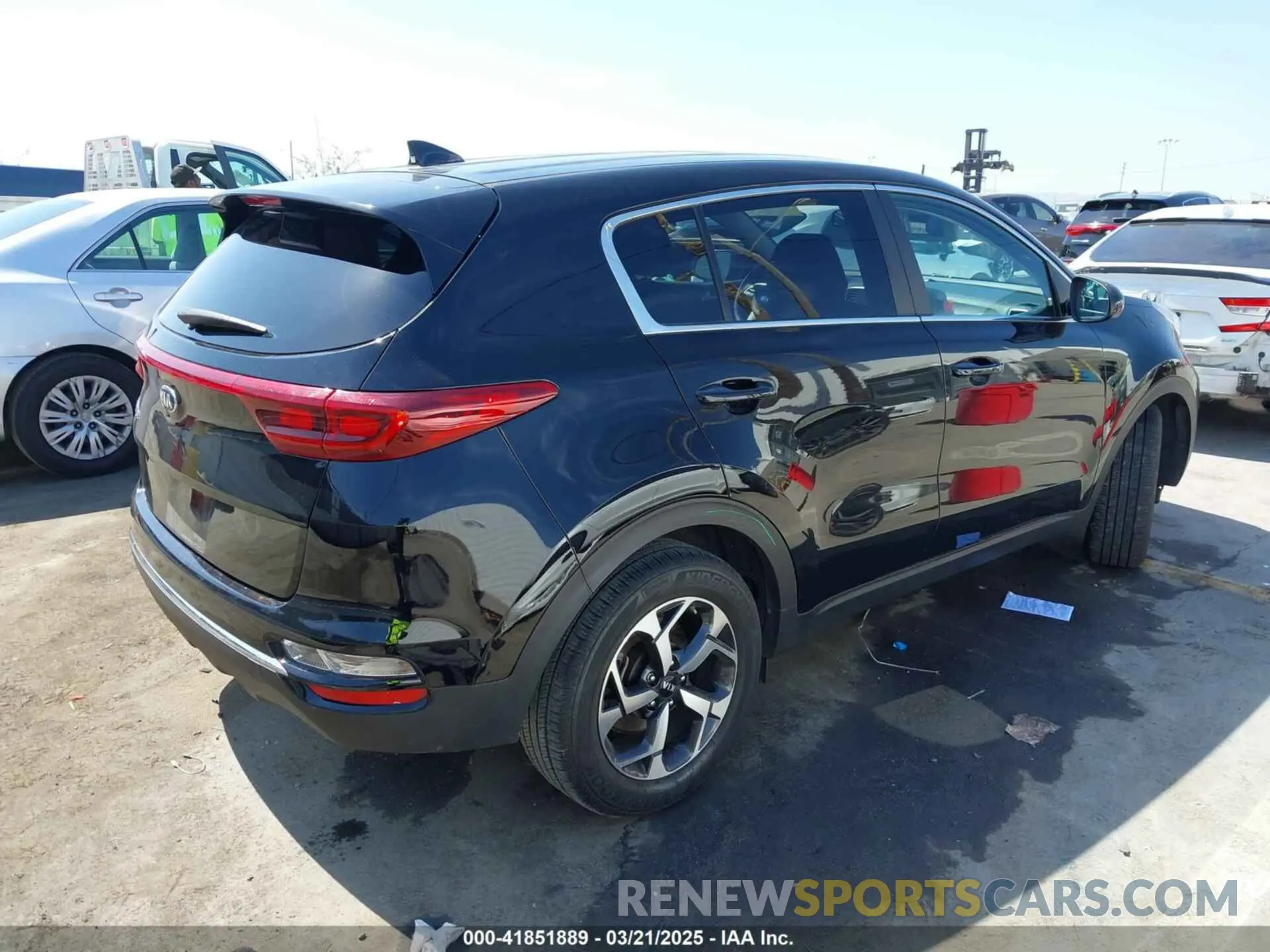 4 fotografías del automóvil dañado KNDPM3AC6N7000533 KIA SPORTAGE 2022