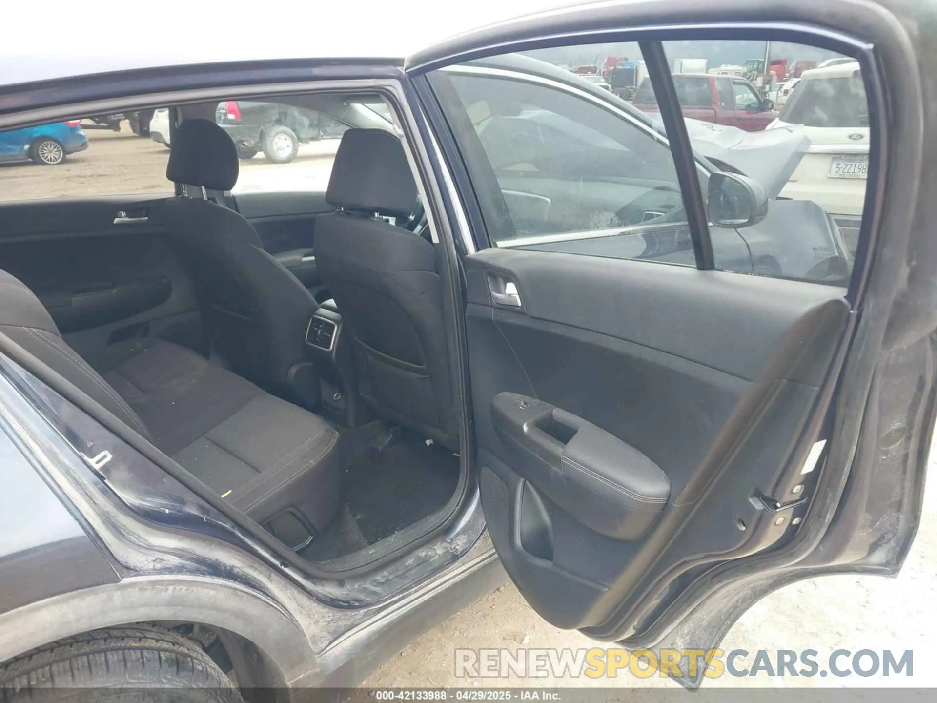 8 fotografías del automóvil dañado KNDPM3AC6N7018935 KIA SPORTAGE 2022