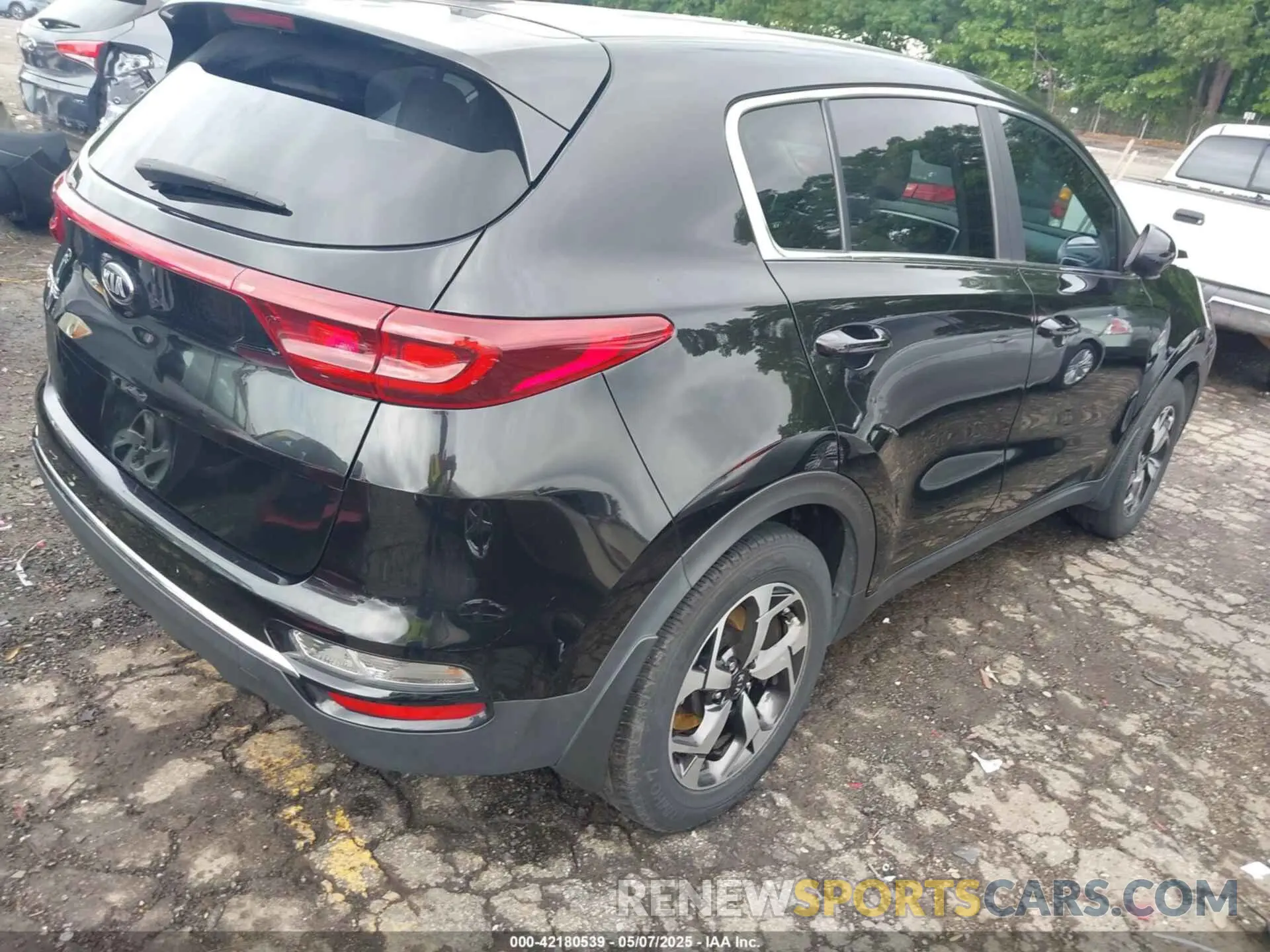 4 fotografías del automóvil dañado KNDPM3AC9N7967556 KIA SPORTAGE 2022