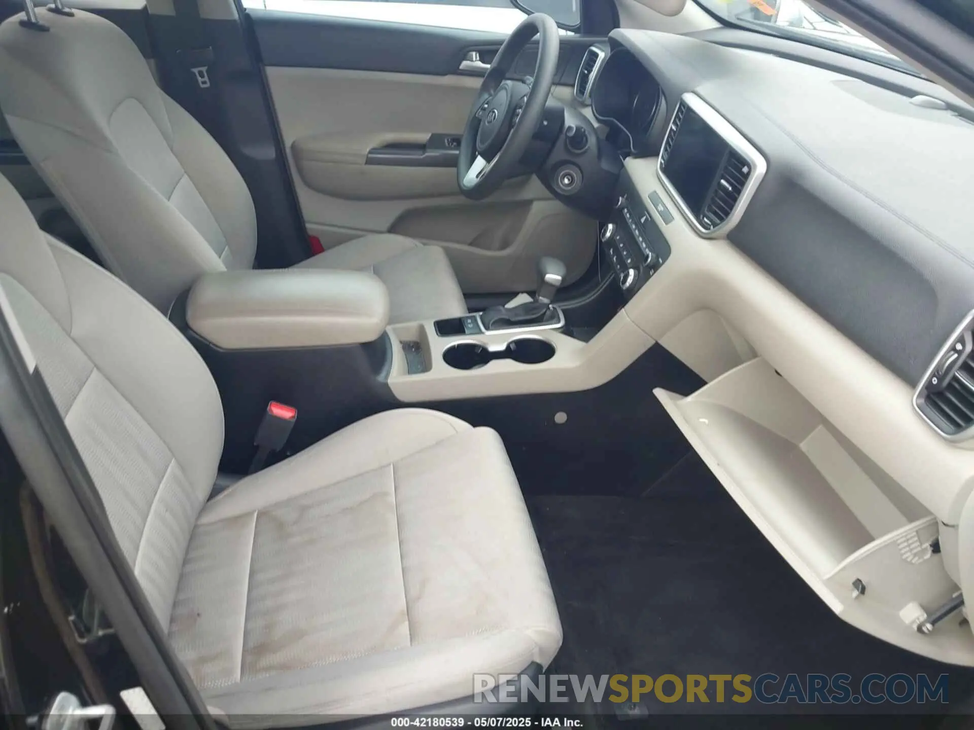 5 fotografías del automóvil dañado KNDPM3AC9N7967556 KIA SPORTAGE 2022