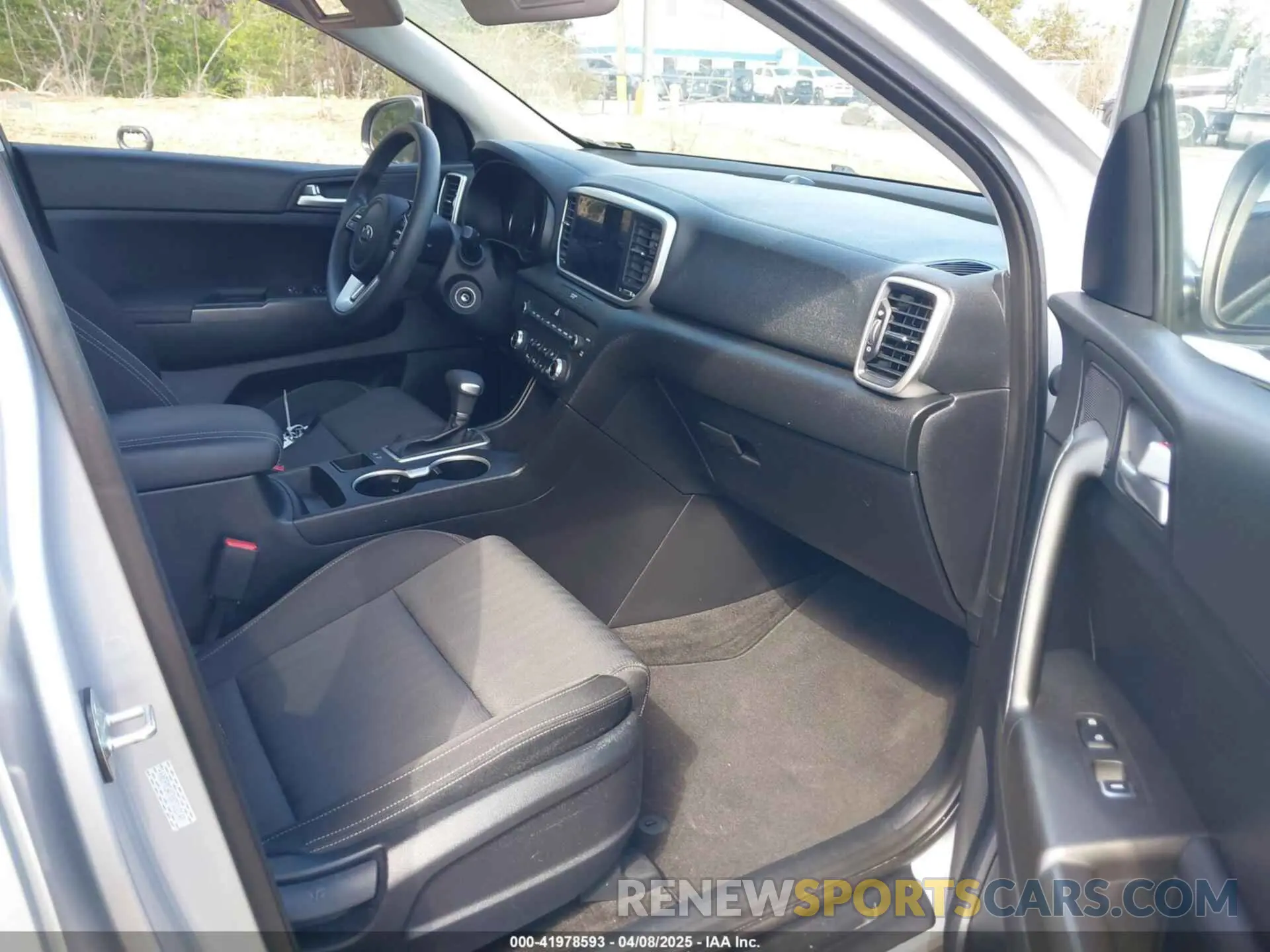 5 fotografías del automóvil dañado KNDPM3ACXN7012149 KIA SPORTAGE 2022
