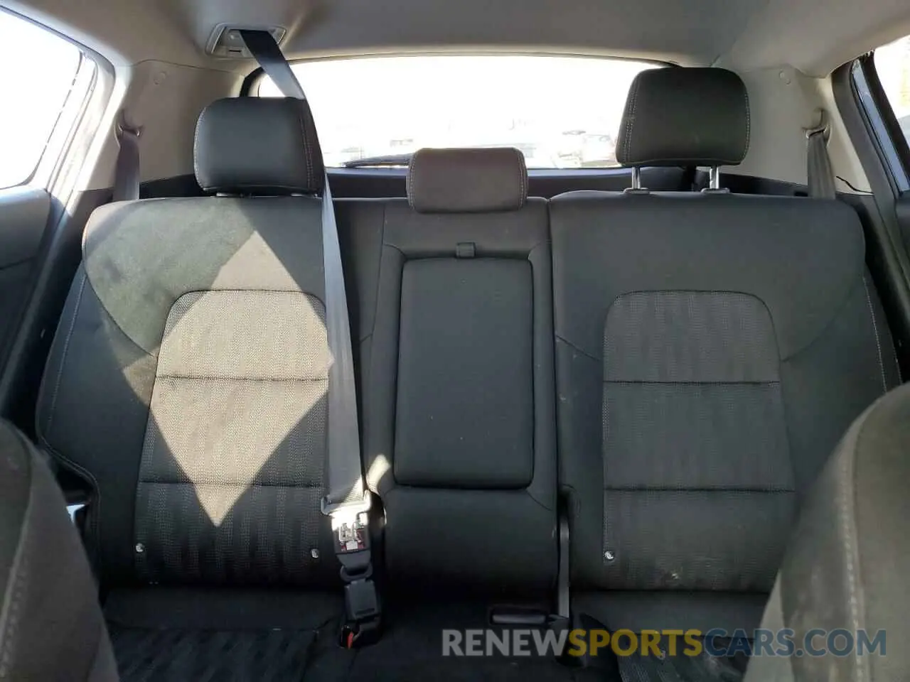 10 fotografías del automóvil dañado KNDPMCAC0N7966375 KIA SPORTAGE 2022