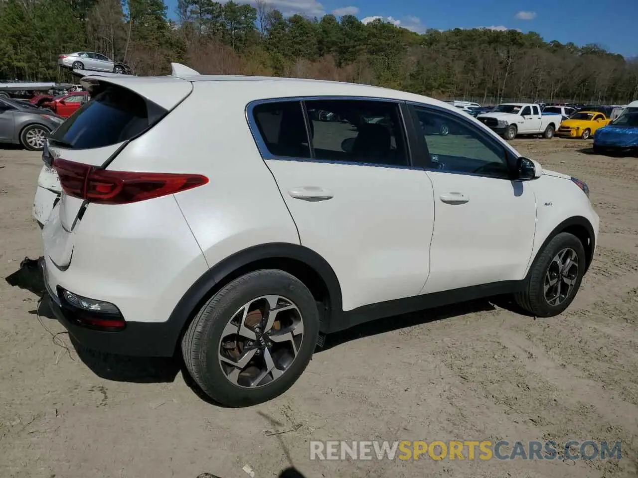 3 fotografías del automóvil dañado KNDPMCAC1N7022956 KIA SPORTAGE 2022