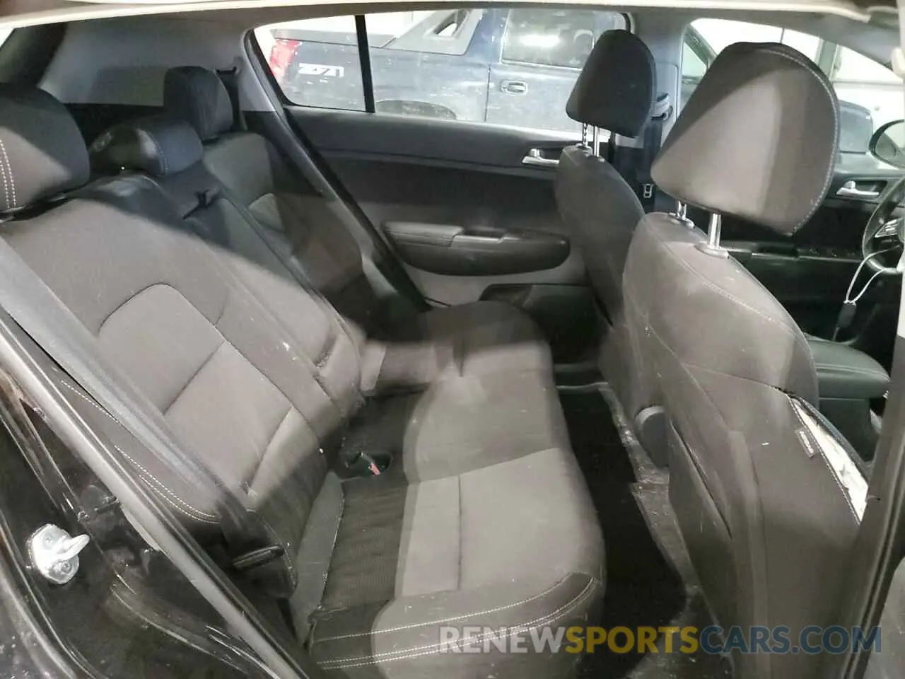 11 fotografías del automóvil dañado KNDPMCAC1N7947012 KIA SPORTAGE 2022