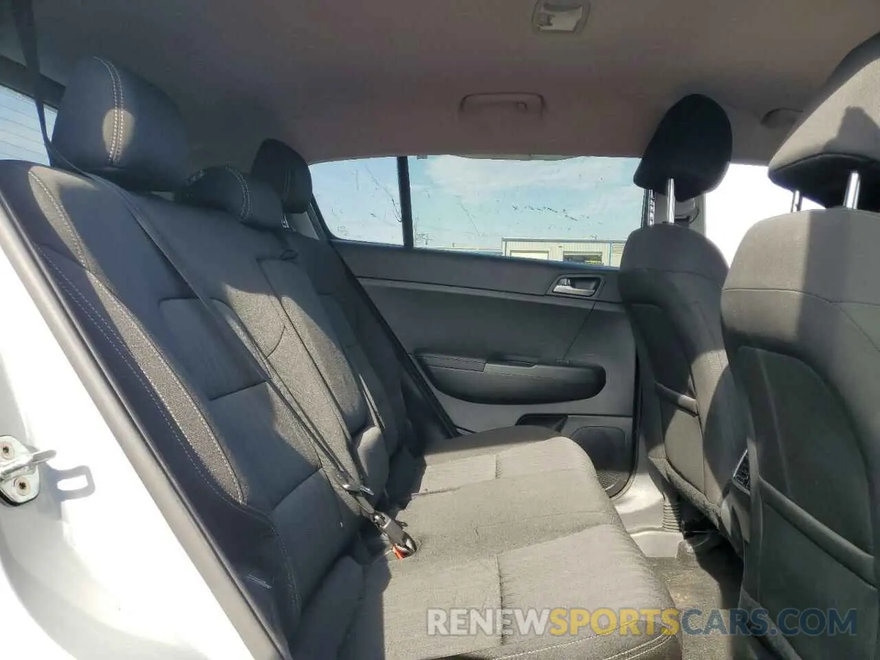 11 fotografías del automóvil dañado KNDPMCAC1N7950055 KIA SPORTAGE 2022