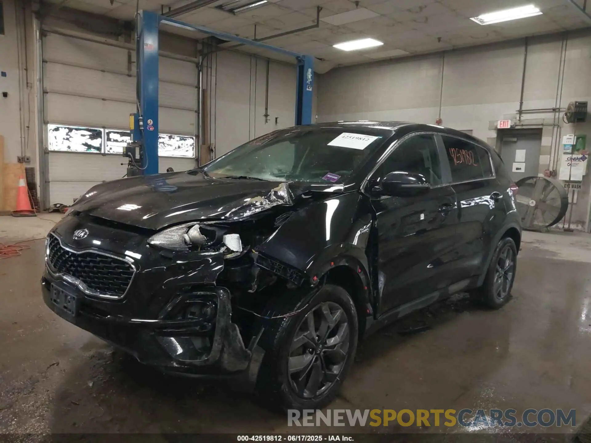 2 fotografías del automóvil dañado KNDPMCAC2N7968595 KIA SPORTAGE 2022