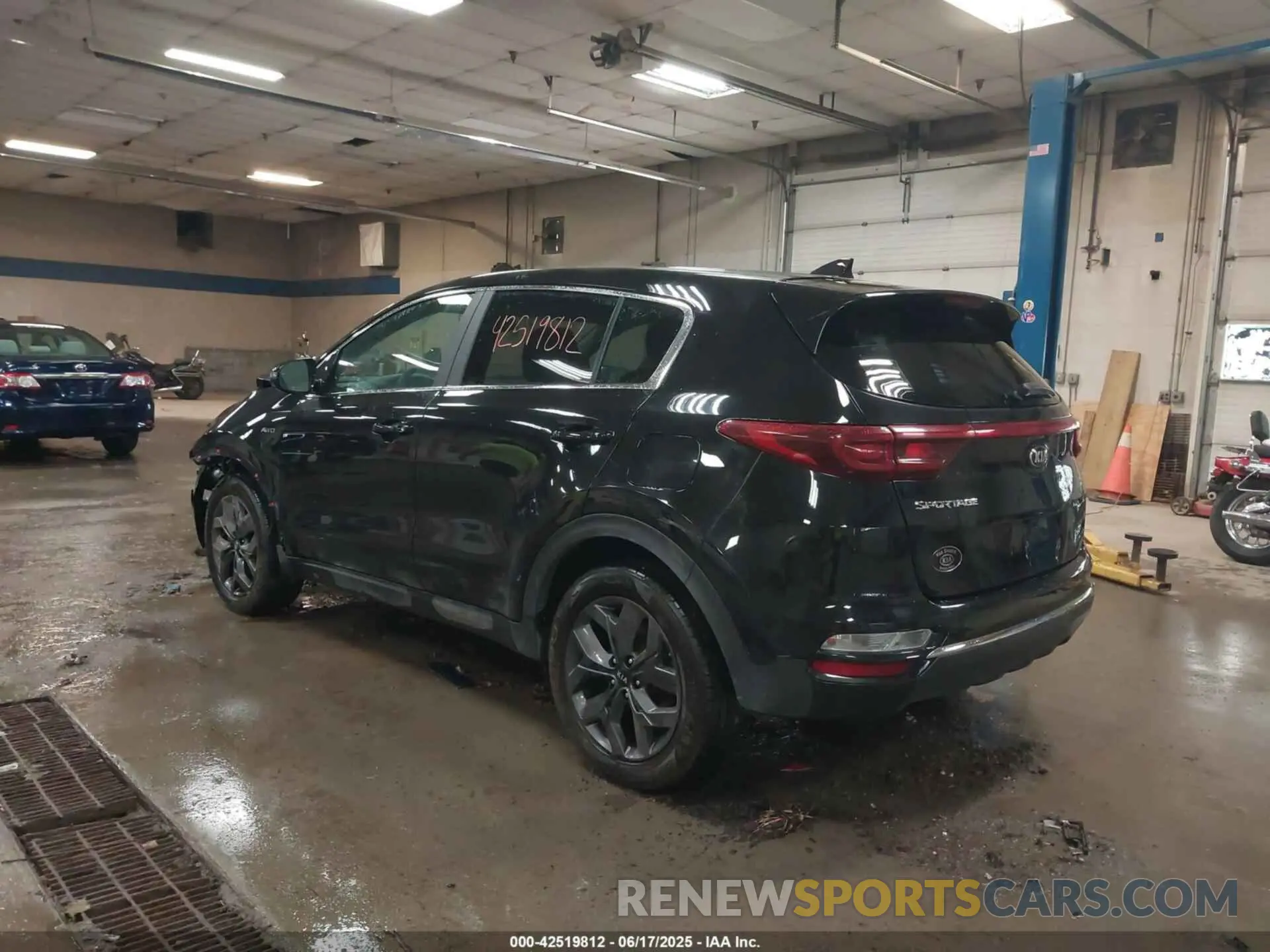3 fotografías del automóvil dañado KNDPMCAC2N7968595 KIA SPORTAGE 2022
