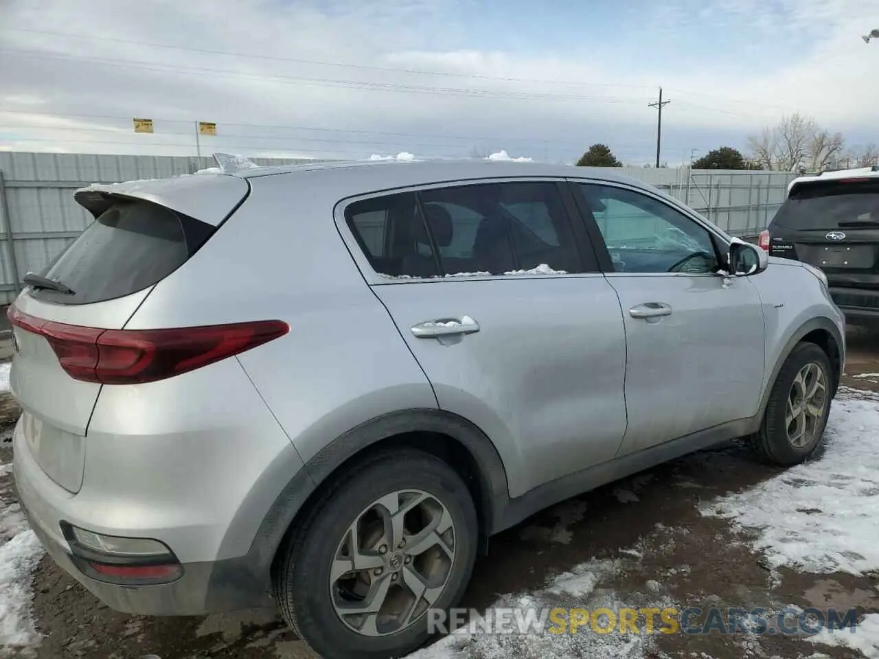 3 fotografías del automóvil dañado KNDPMCAC3N7946802 KIA SPORTAGE 2022