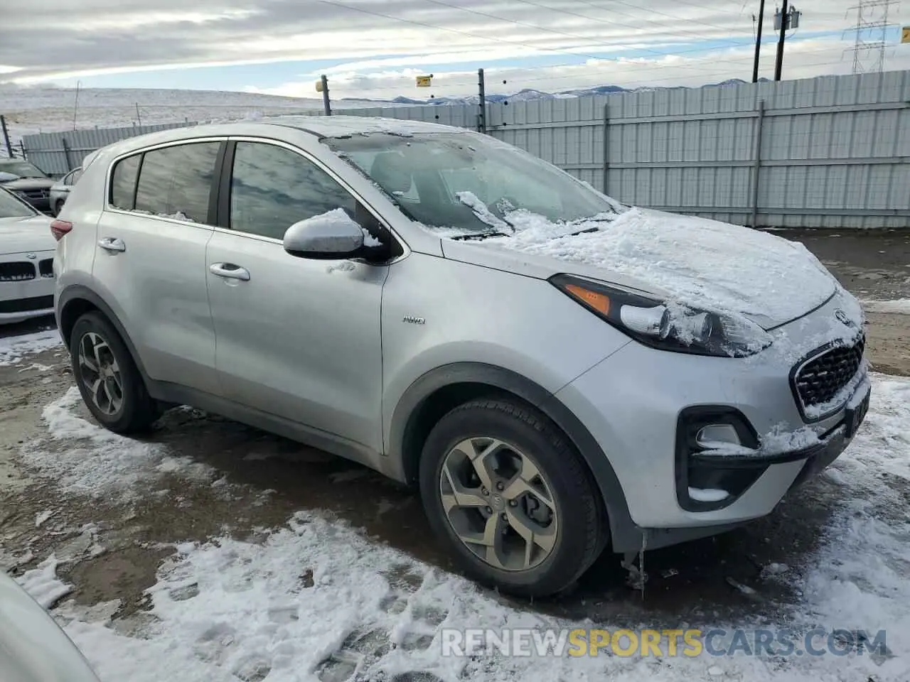 4 fotografías del automóvil dañado KNDPMCAC3N7946802 KIA SPORTAGE 2022
