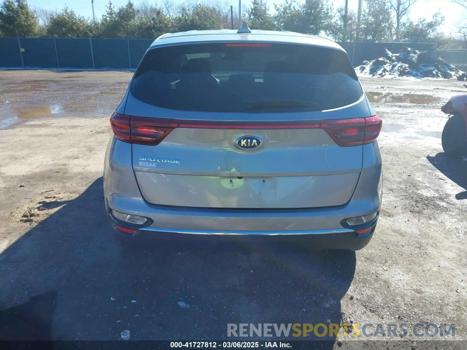 17 fotografías del automóvil dañado KNDPMCAC3N7996924 KIA SPORTAGE 2022