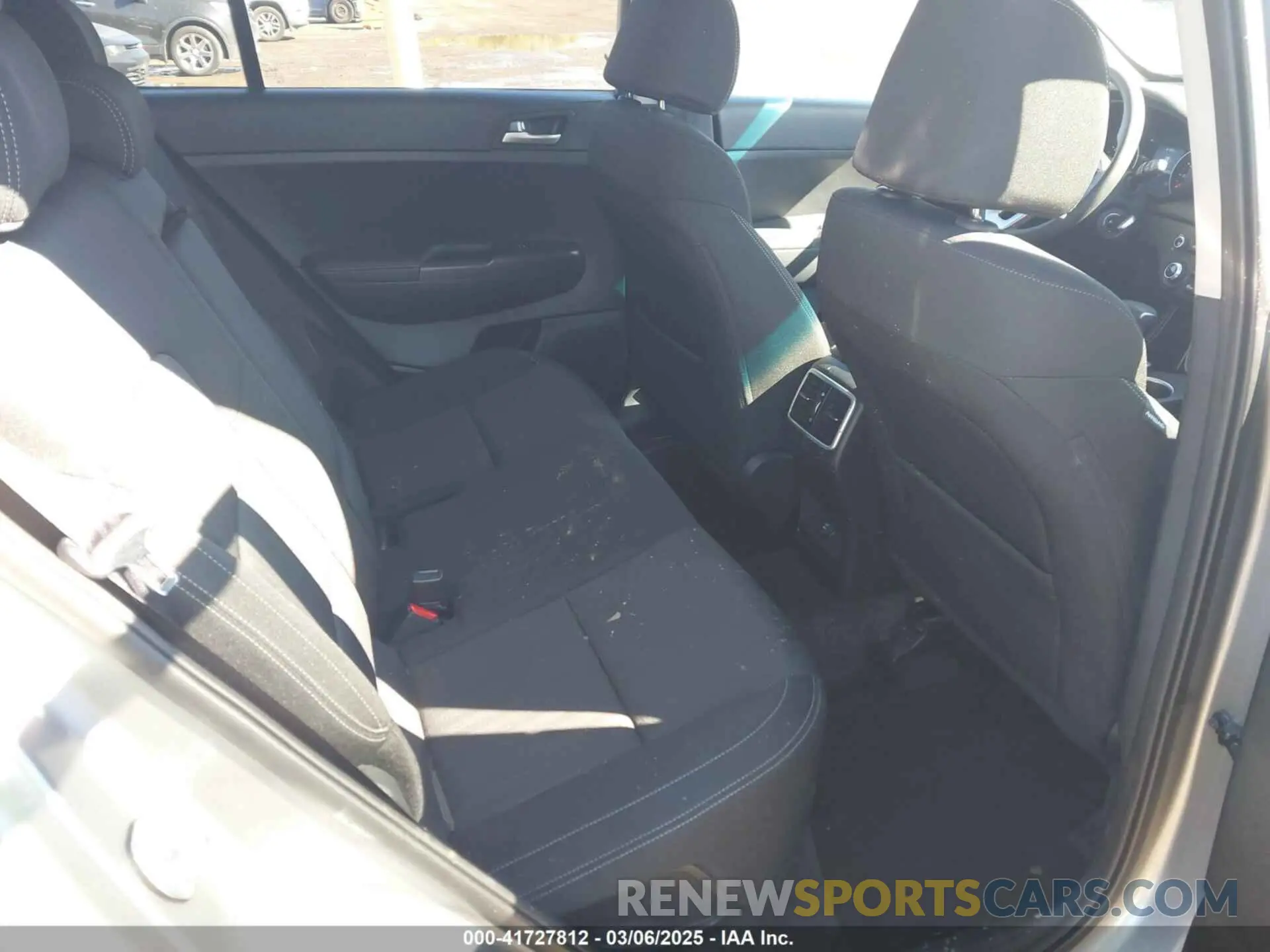 8 fotografías del automóvil dañado KNDPMCAC3N7996924 KIA SPORTAGE 2022